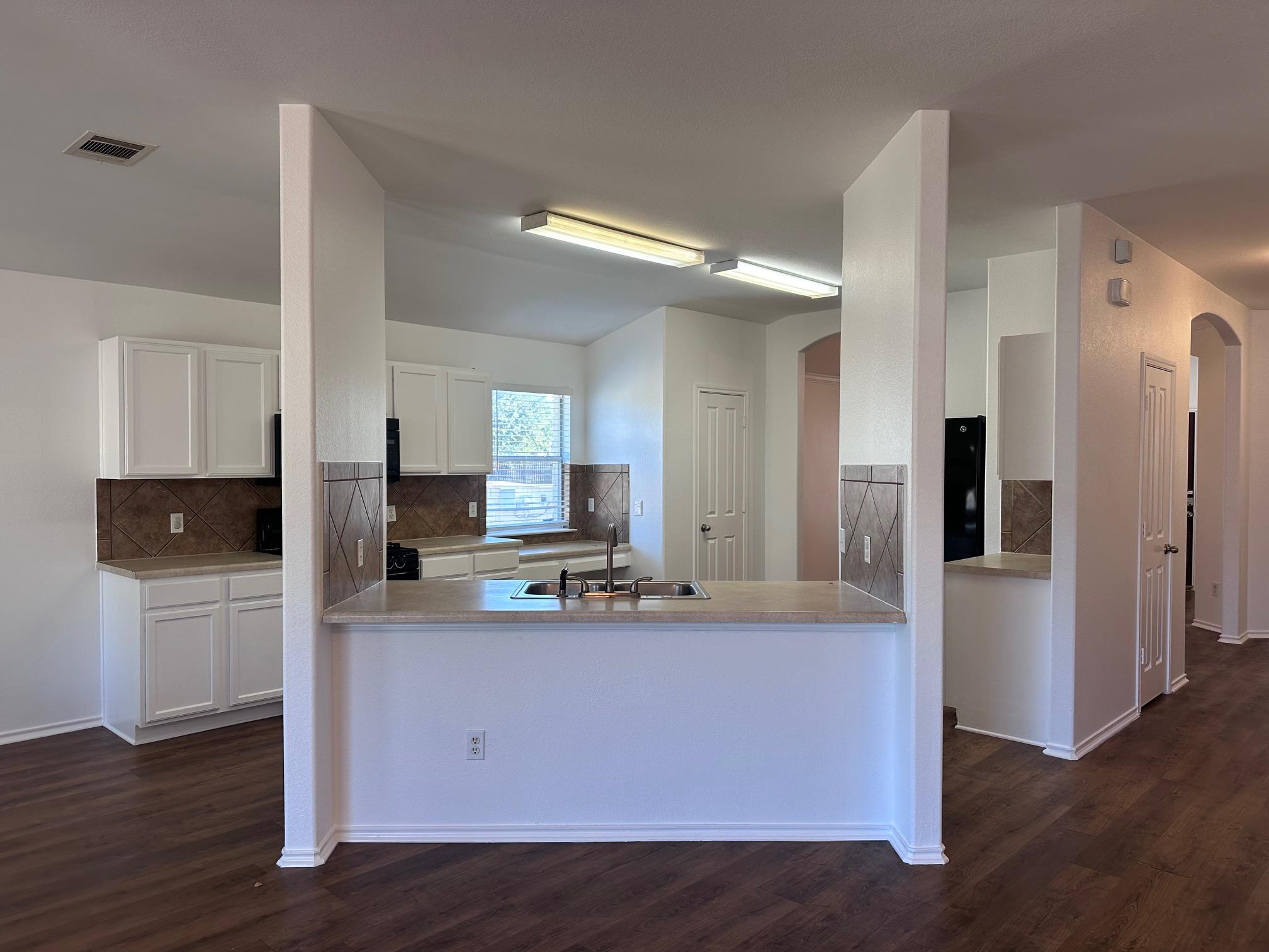 12720 Waynespur Ln, Elgin, TX 78621