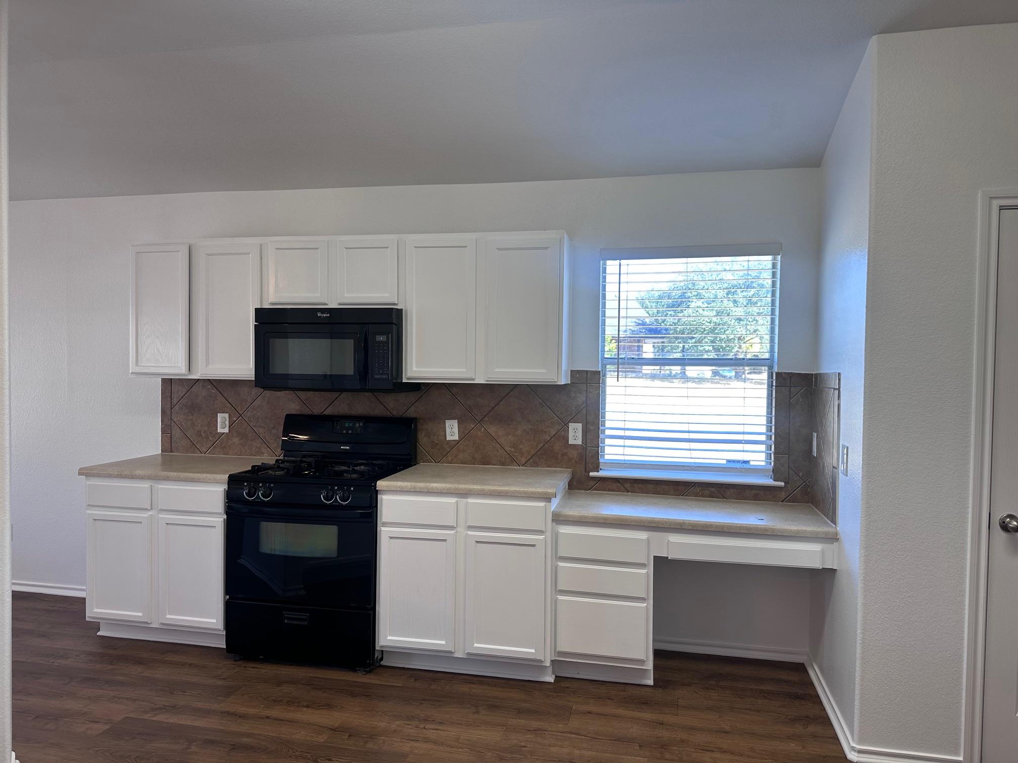 12720 Waynespur Ln, Elgin, TX 78621