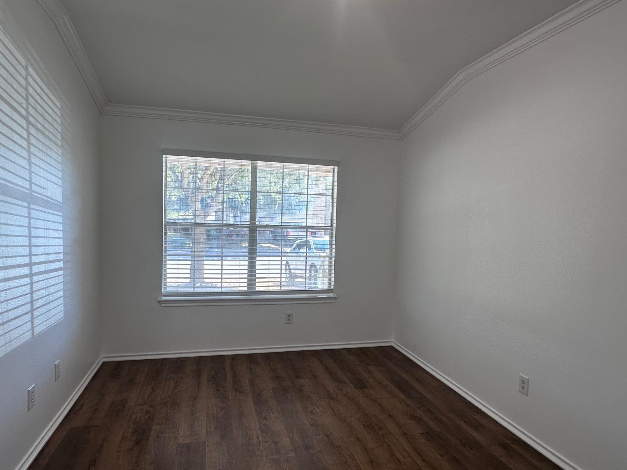 12720 Waynespur Ln, Elgin, TX 78621