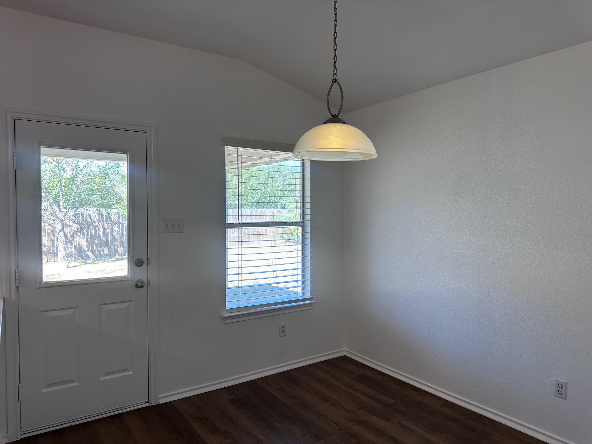 12720 Waynespur Ln, Elgin, TX 78621