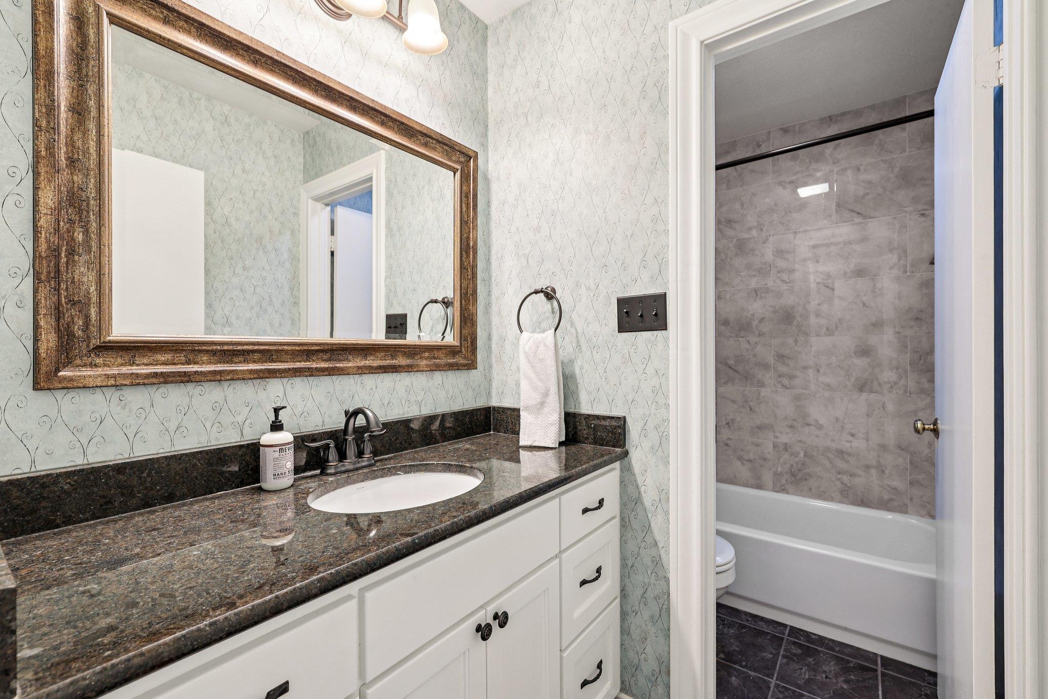 11500 Sterlinghill Dr, Austin, TX 78758