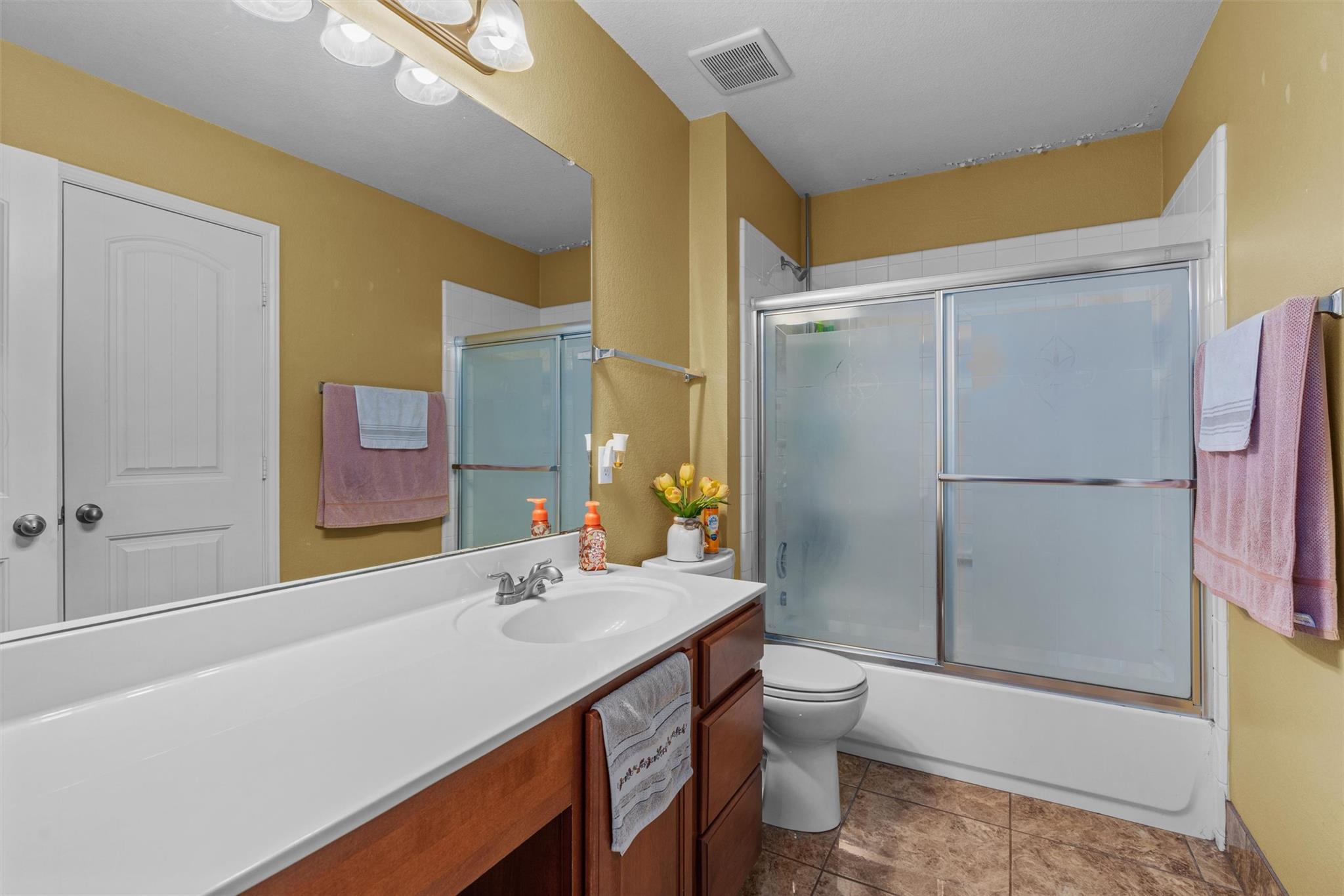 611 Big Bend Trl, Taylor, TX 76574