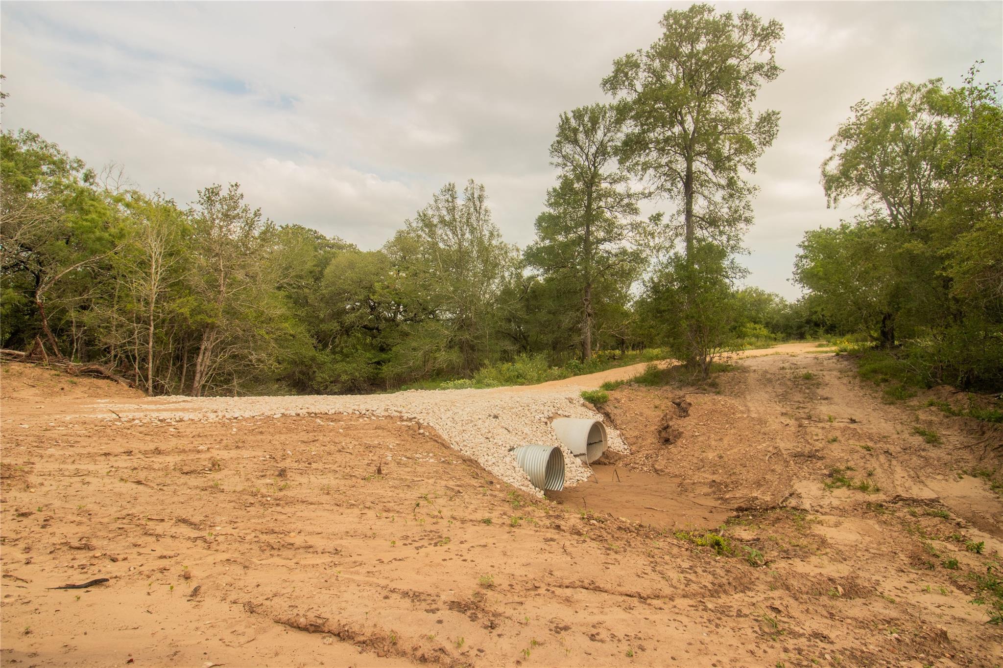 862 Dowdy Rd, Seguin, TX 78155