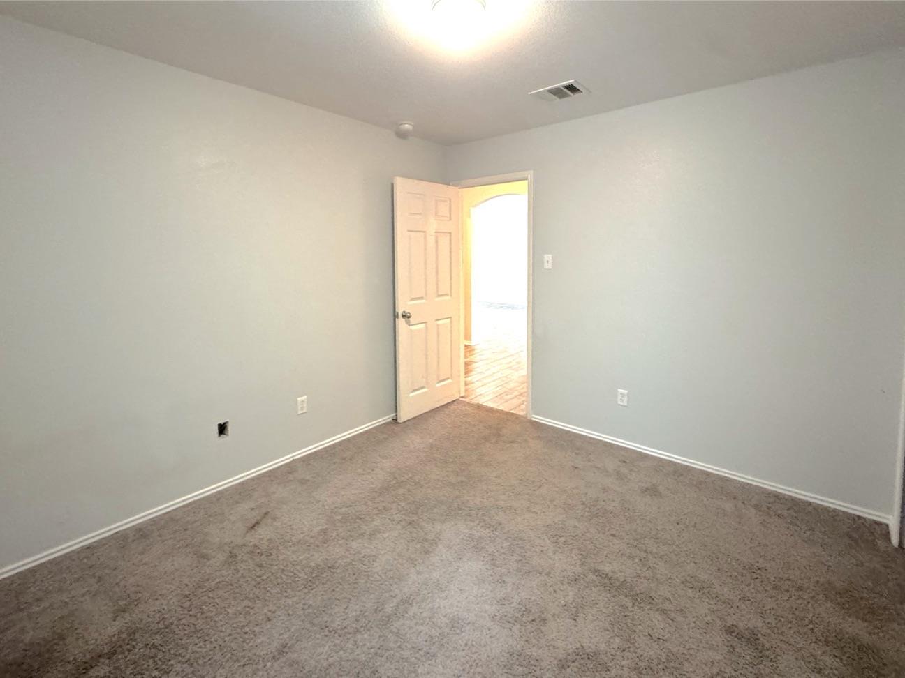 105 Snowy Egret Ln, Leander, TX 78641