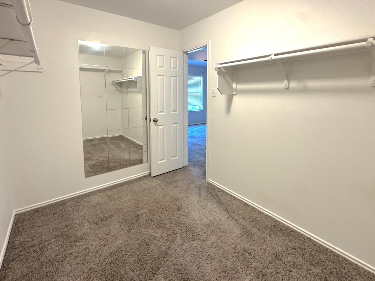 105 Snowy Egret Ln, Leander, TX 78641