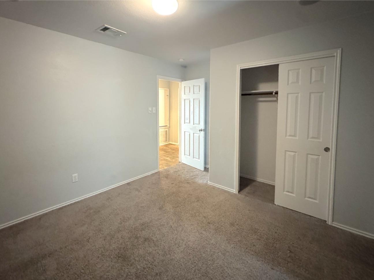 105 Snowy Egret Ln, Leander, TX 78641