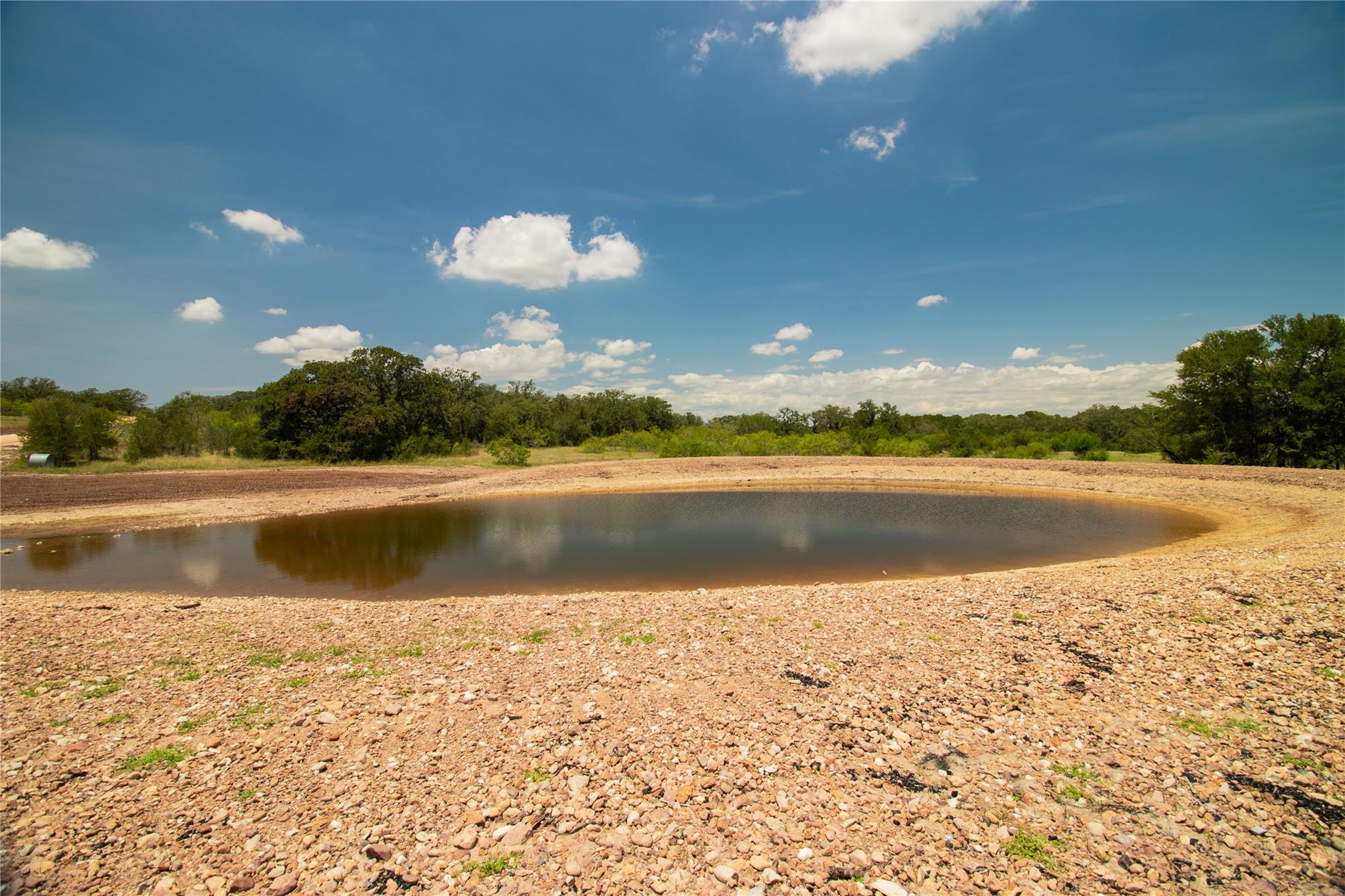 9412 Sycamore Shade Ln, Seguin, TX 78155