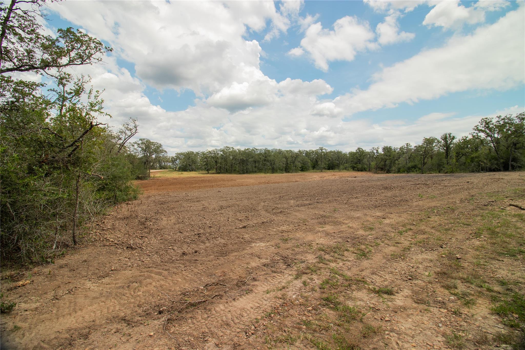 9057 Sycamore Shade Ln, Seguin, TX 78155