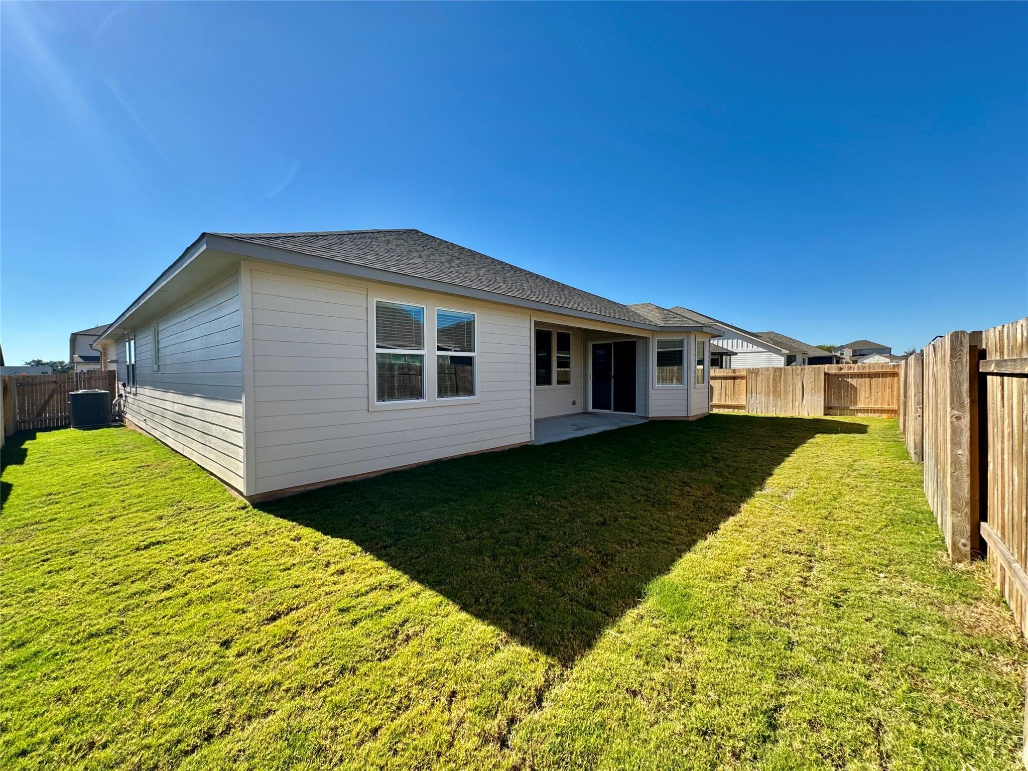 516 Banff Dr, Kyle, TX 78640