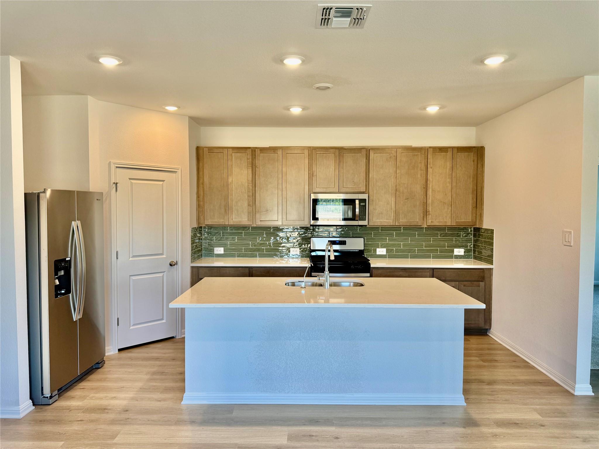 114 Osprey Chain, Cedar Creek, TX 78612