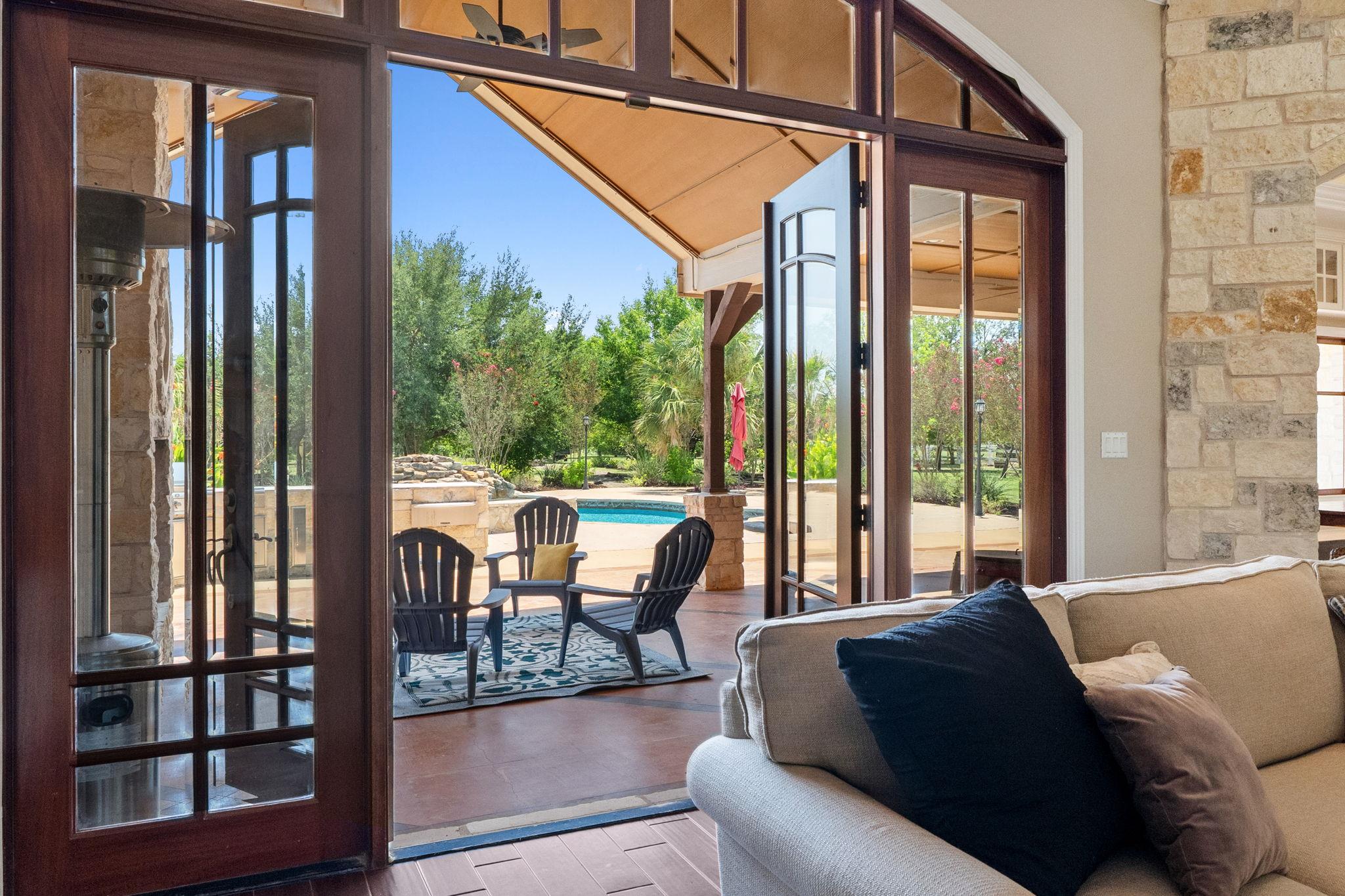 218 Courtnees Way, Georgetown, TX 78626