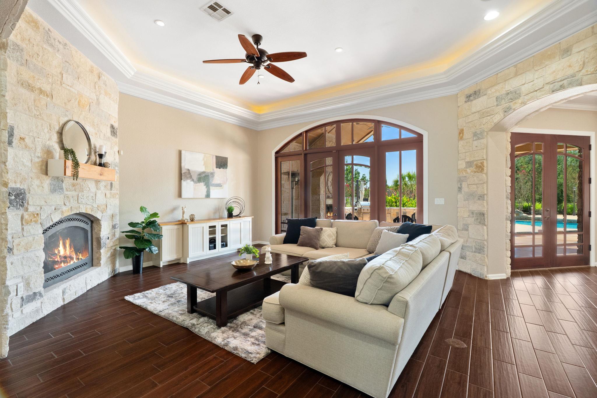 218 Courtnees Way, Georgetown, TX 78626