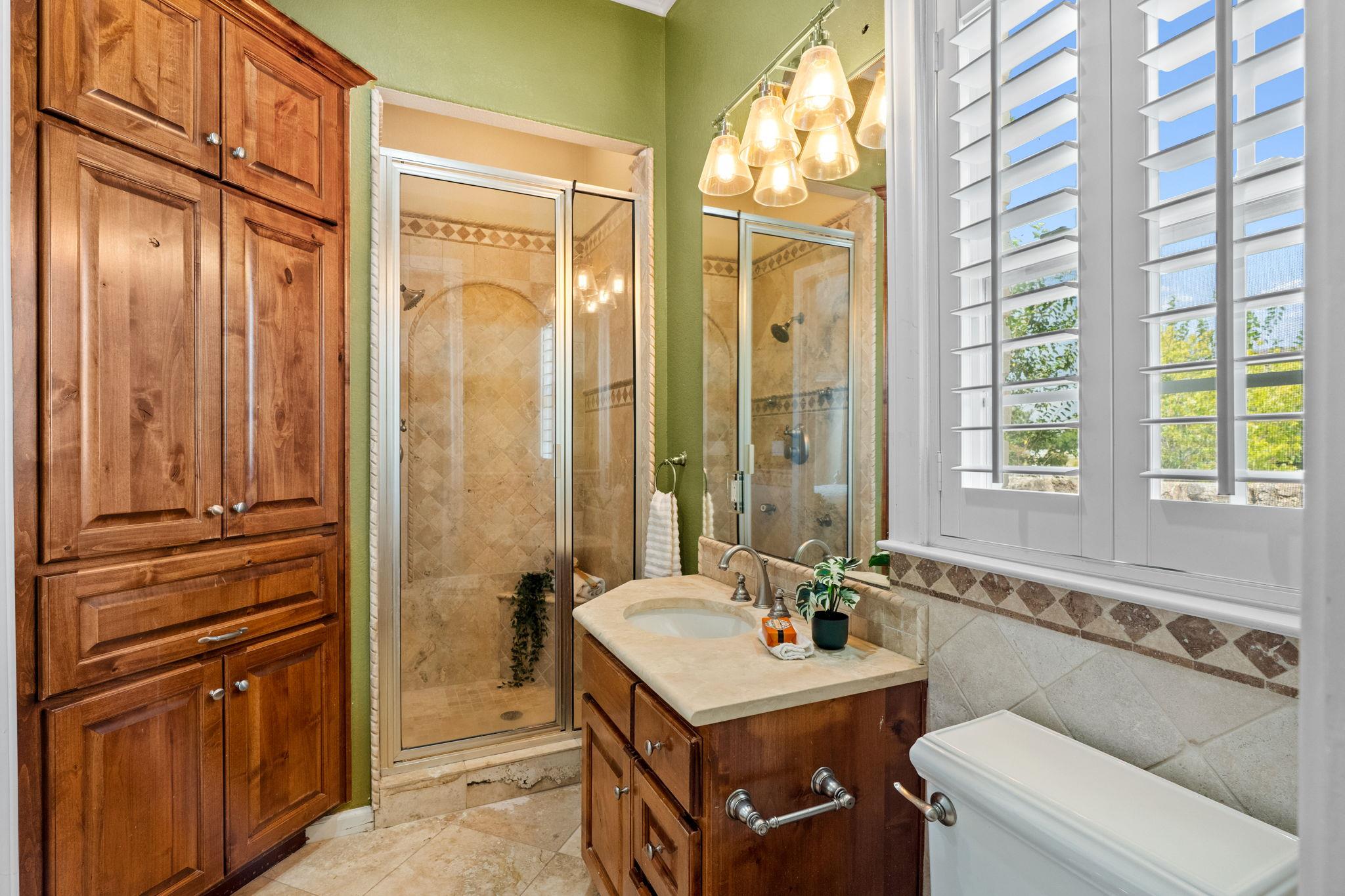 218 Courtnees Way, Georgetown, TX 78626