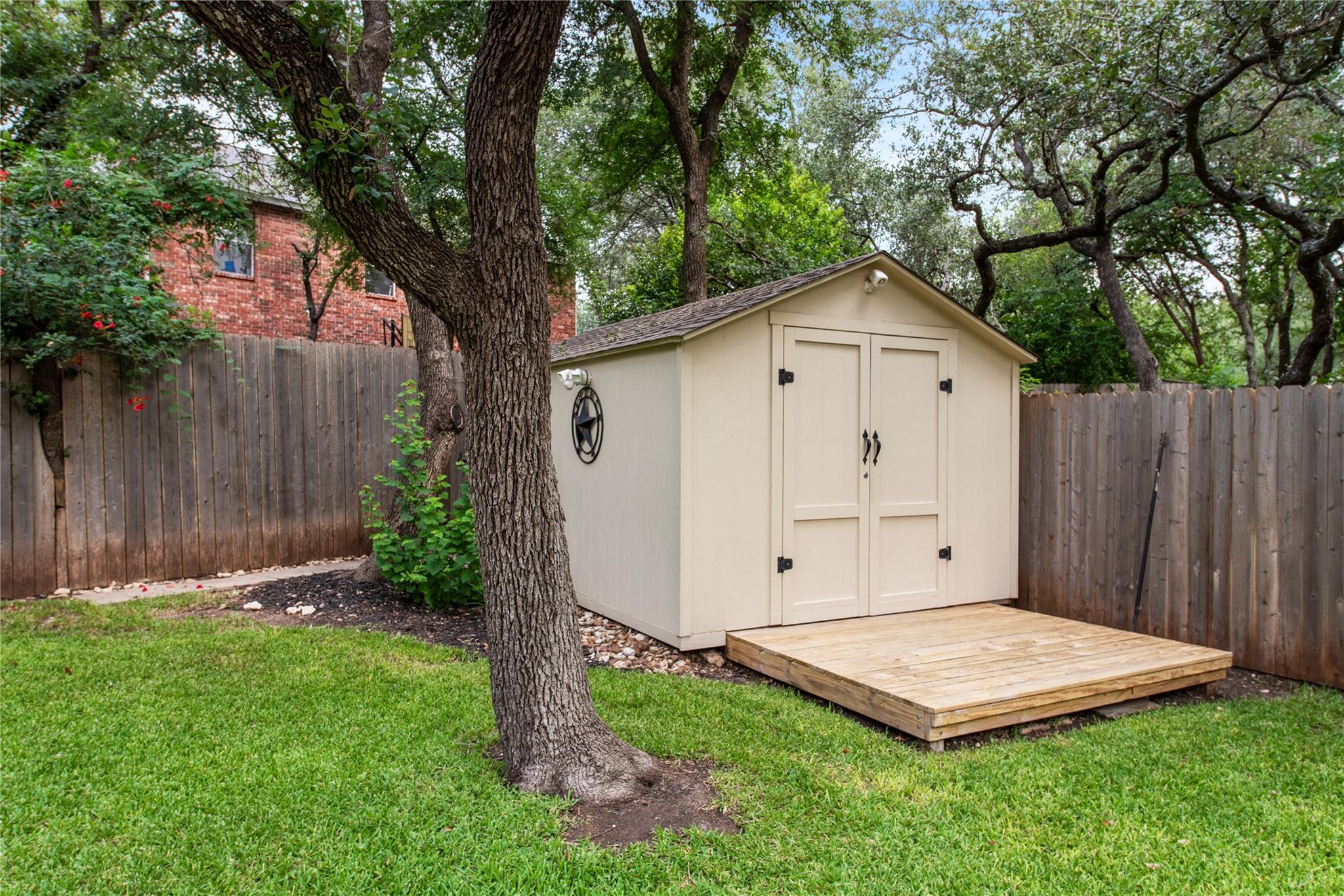 115 N Winecup Trl, Cedar Park, TX 78613