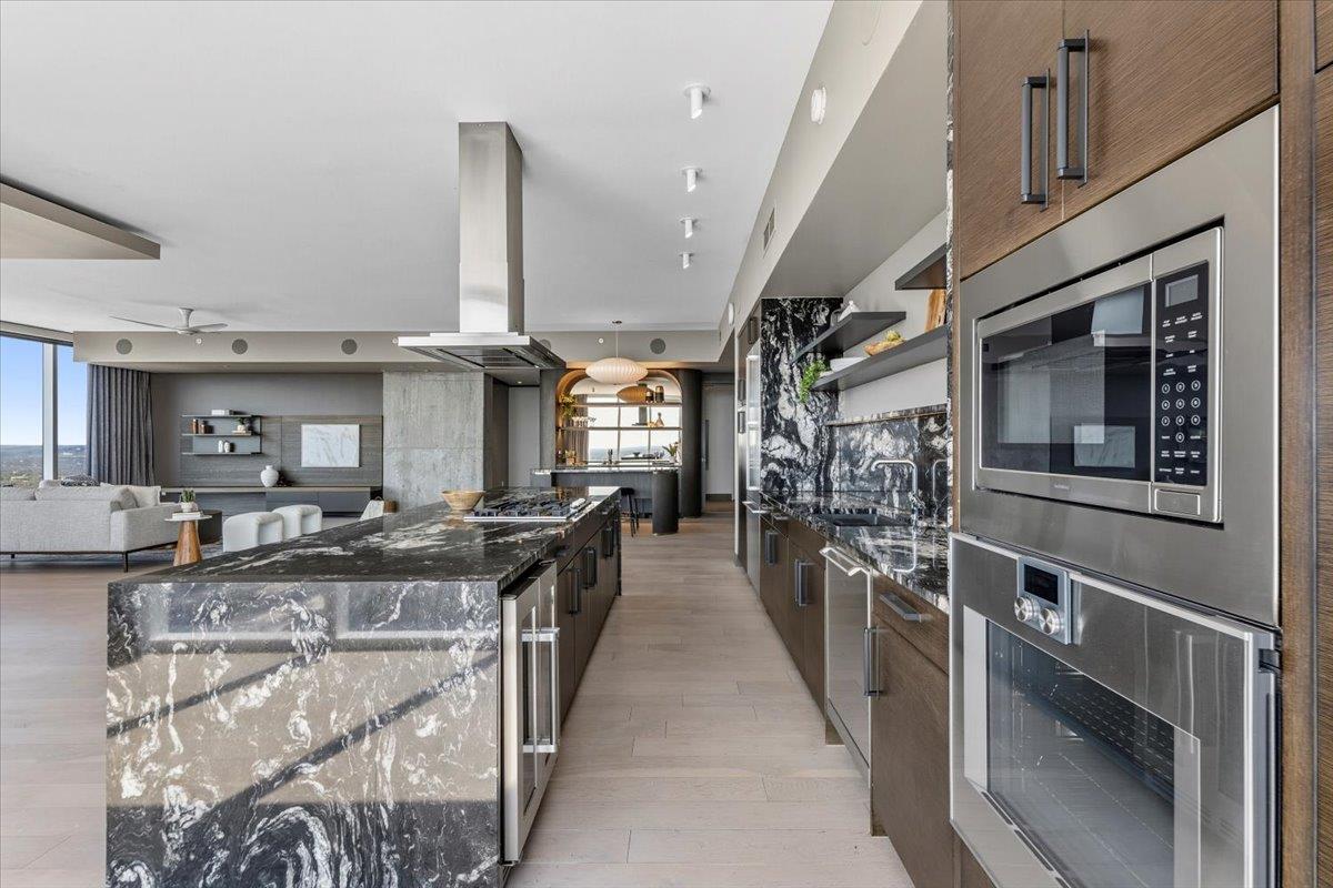 301 West Ave # 5604, Austin, TX 78701