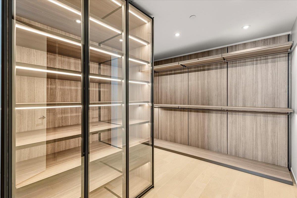 301 West Ave # 5604, Austin, TX 78701