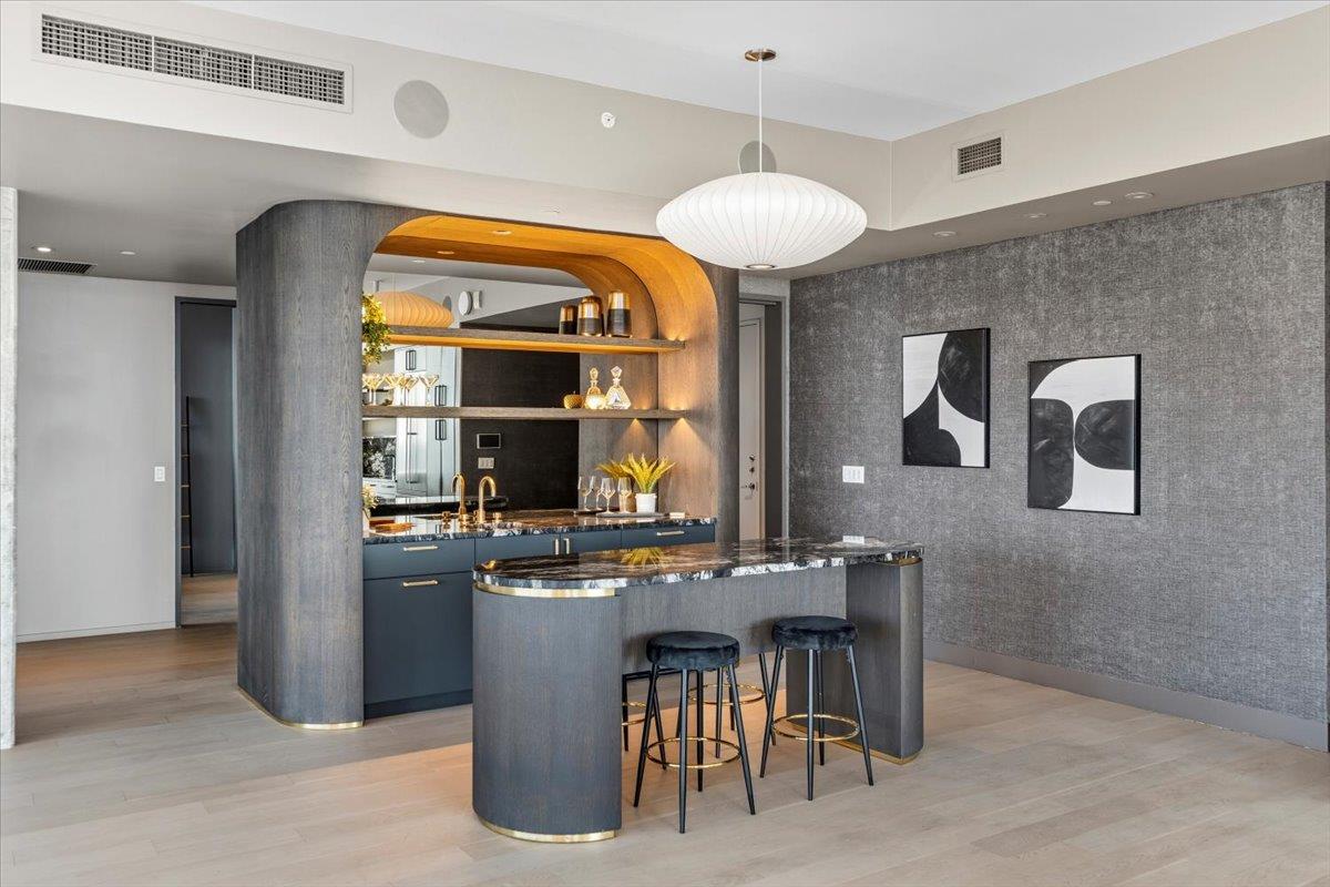 301 West Ave # 5604, Austin, TX 78701