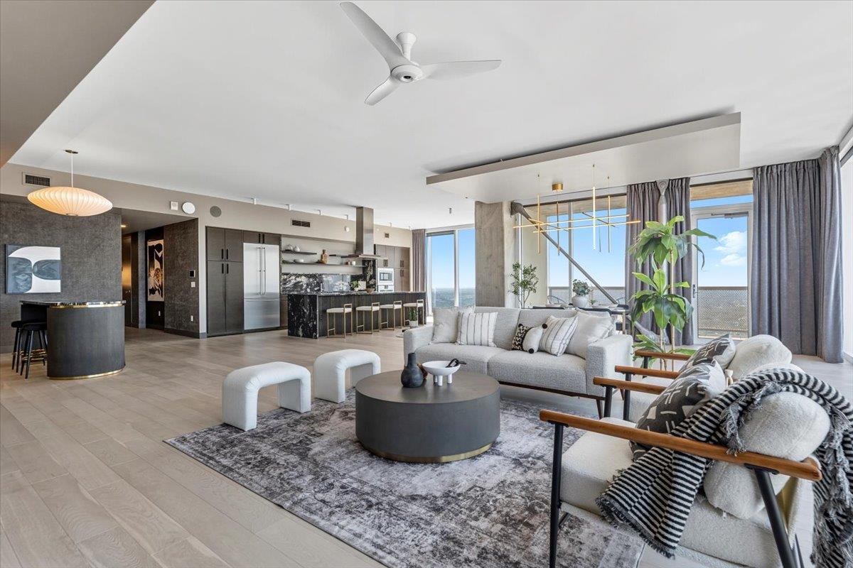 301 West Ave # 5604, Austin, TX 78701