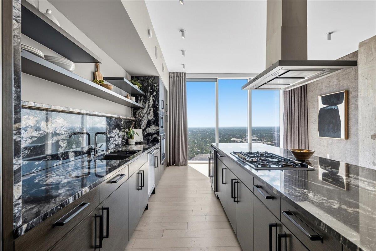 301 West Ave # 5604, Austin, TX 78701