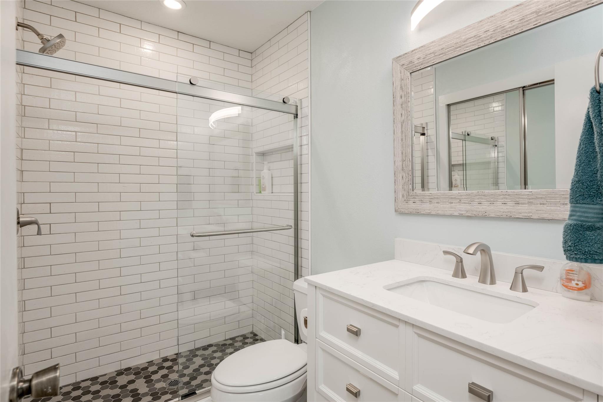 11821 Bittern Holw # 34, Austin, TX 78758