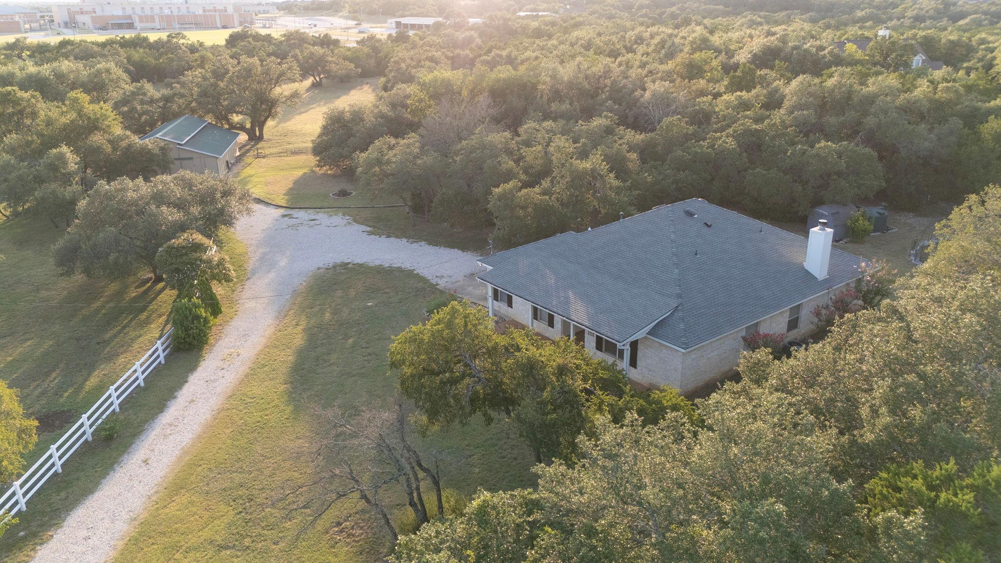 704 Ridgmar Rd, Leander, TX 78641