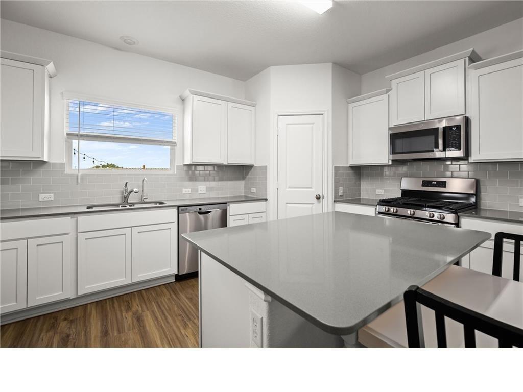 328 Majestic Cedar Ct, Liberty Hill, TX 78642