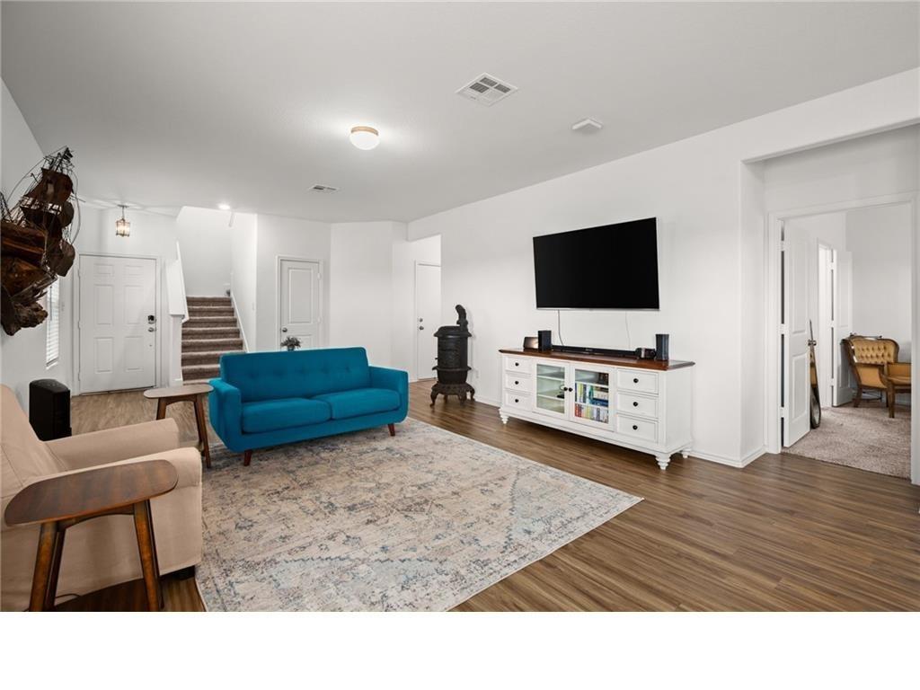 328 Majestic Cedar Ct, Liberty Hill, TX 78642