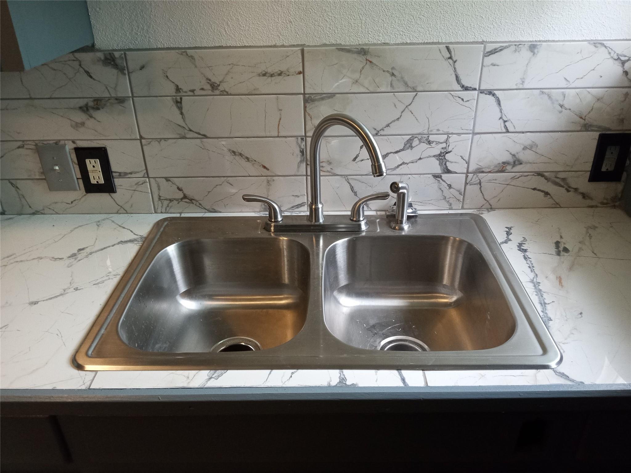 1505 C O'Reilly Cor, Austin, TX 78734