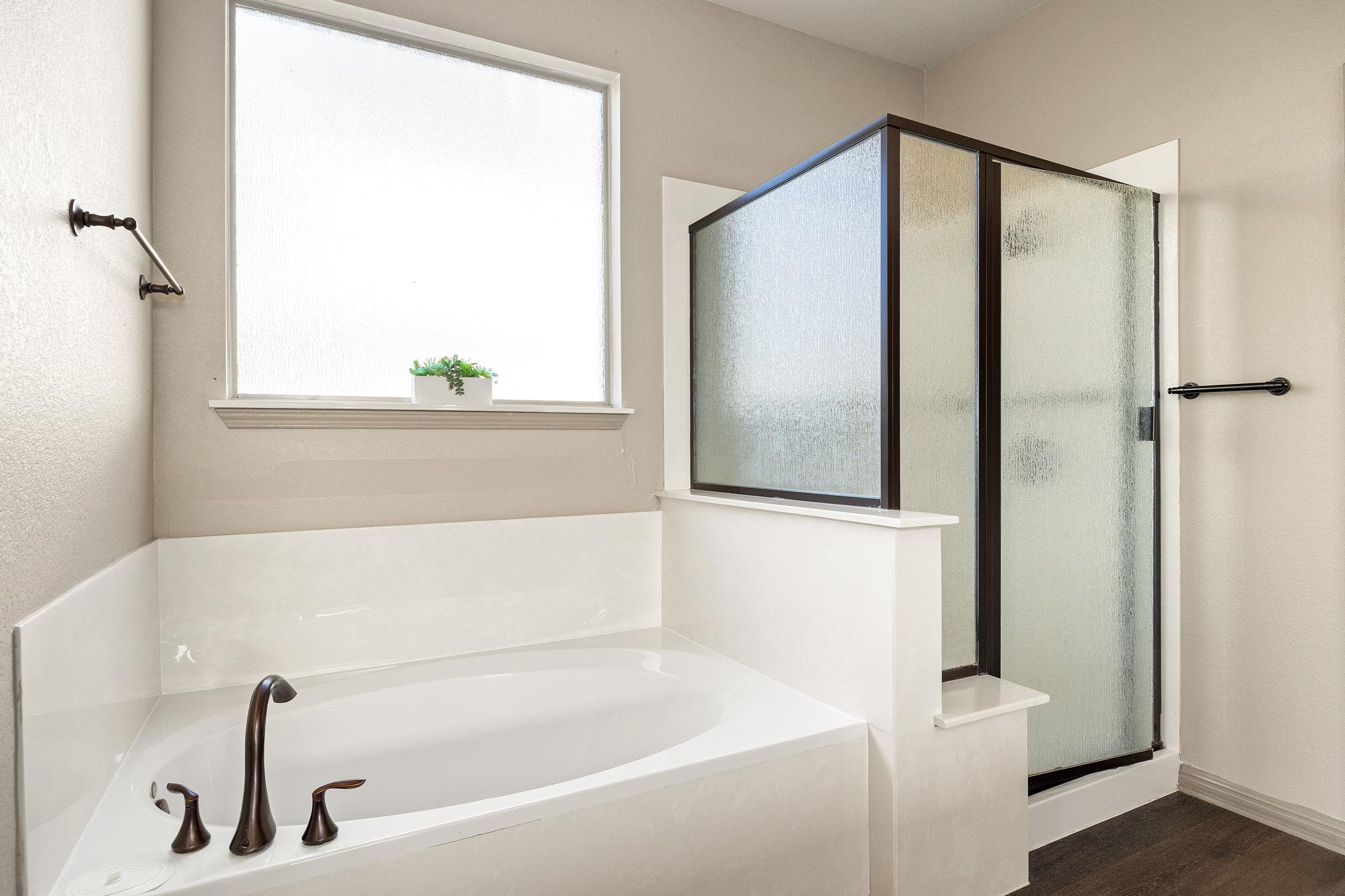 19100 Boulder Crest Dr, Pflugerville, TX 78660