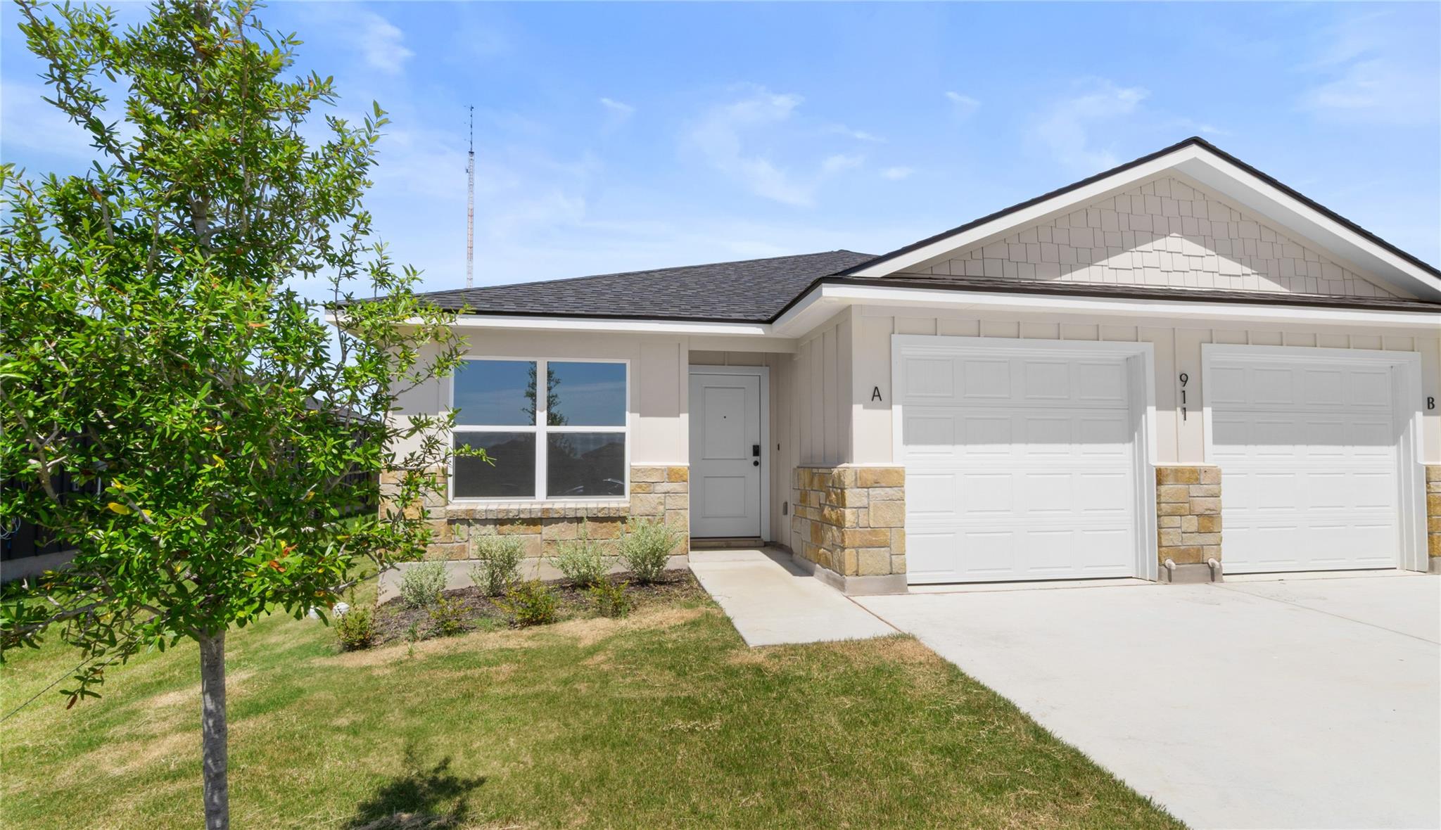 911 Sevenleaf Ln # A, Killeen, TX 76543