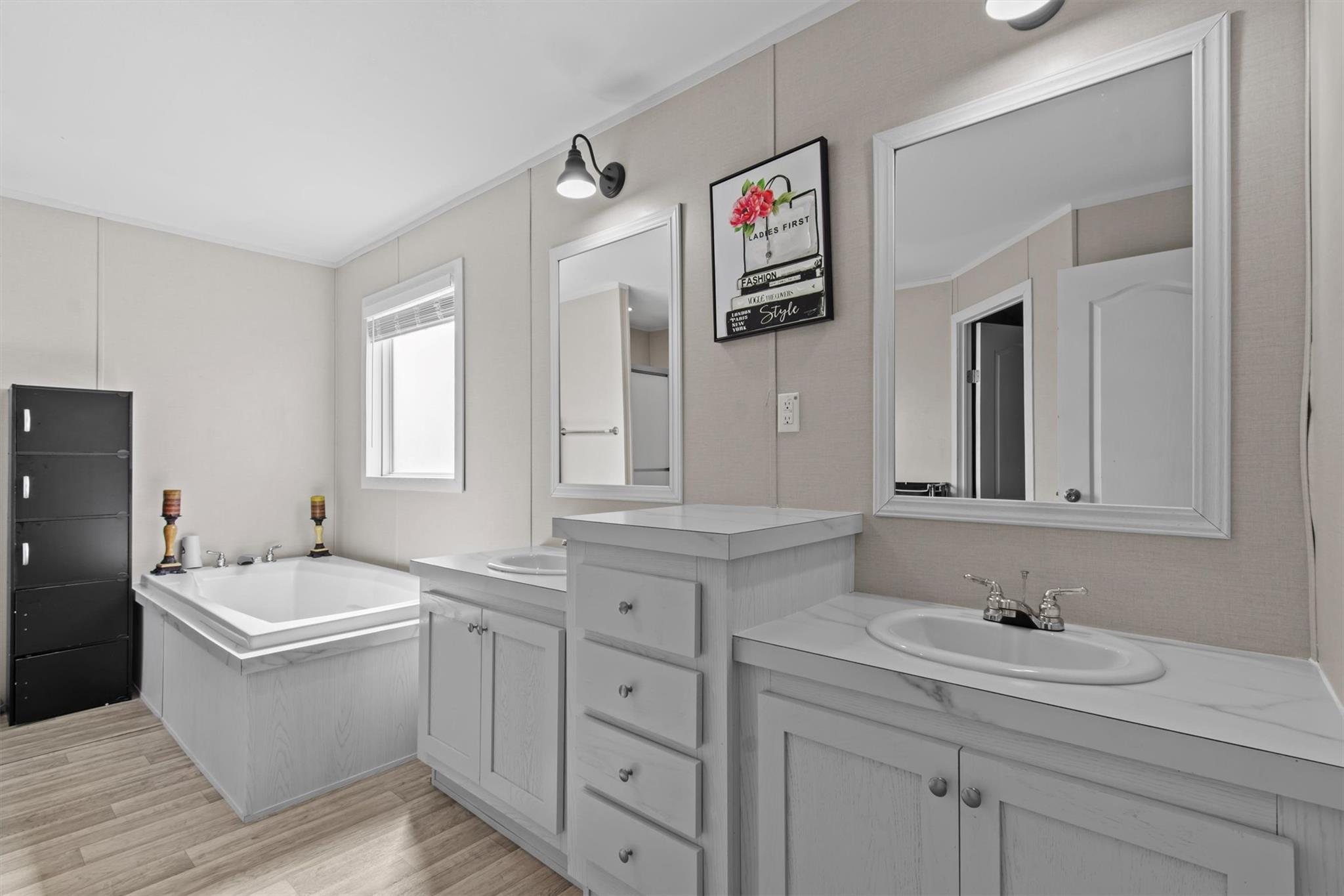 480 Grandpa Rd # 1, Lockhart, TX 78644