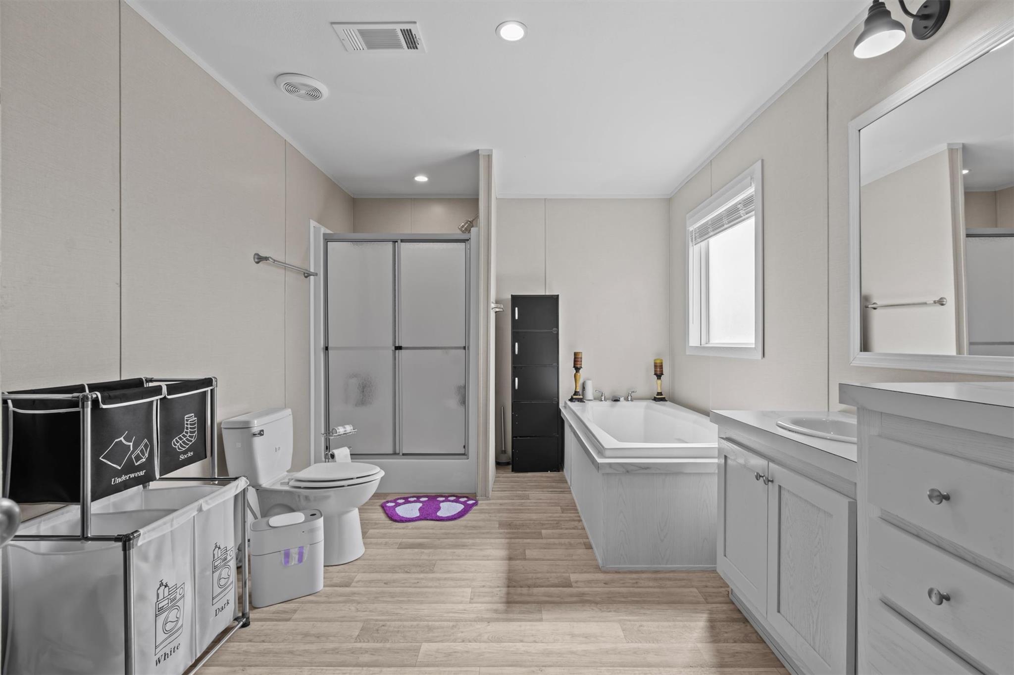 480 Grandpa Rd # 1, Lockhart, TX 78644