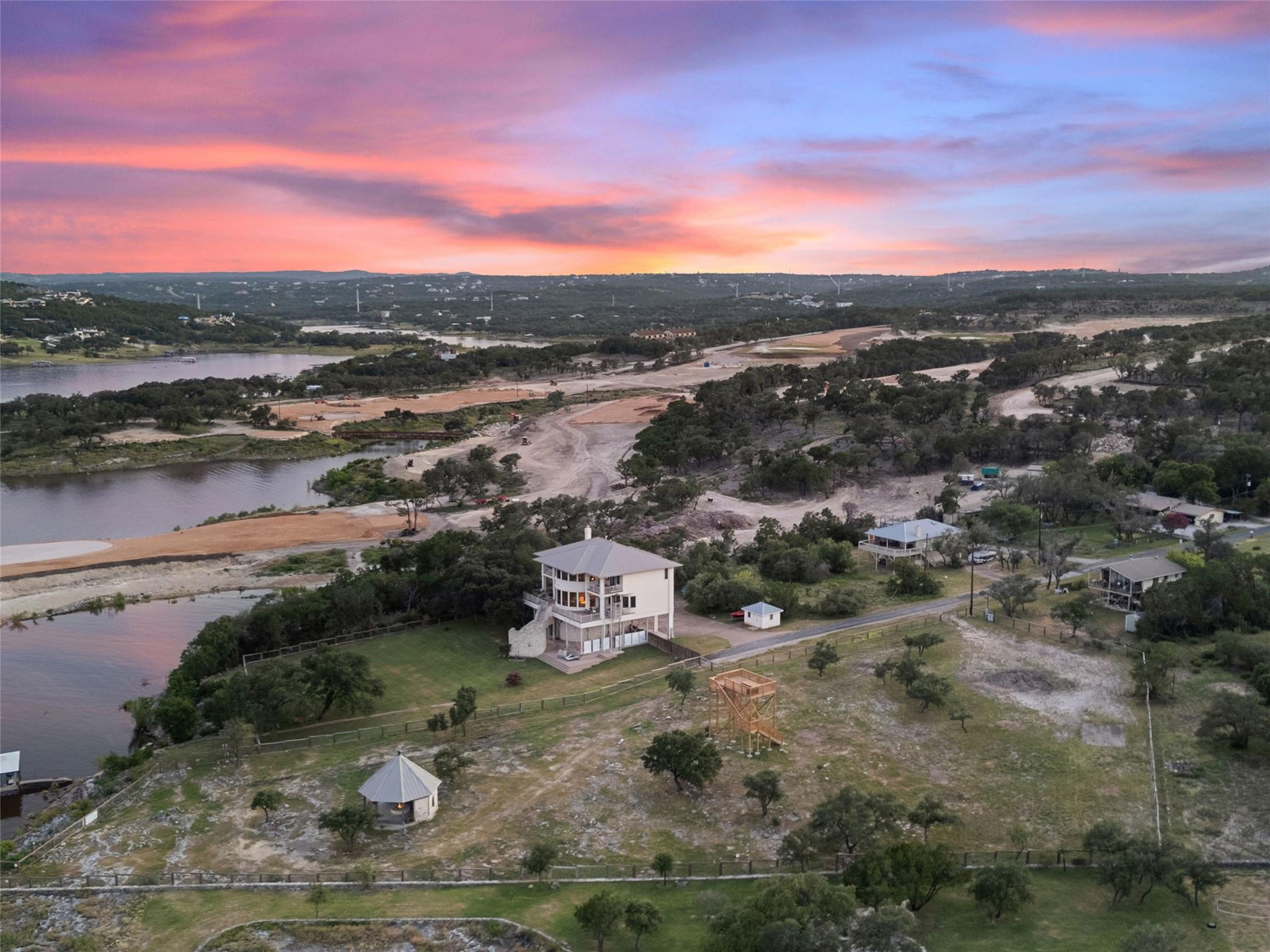 19900 Moon Dance Ln, Spicewood, TX 78669