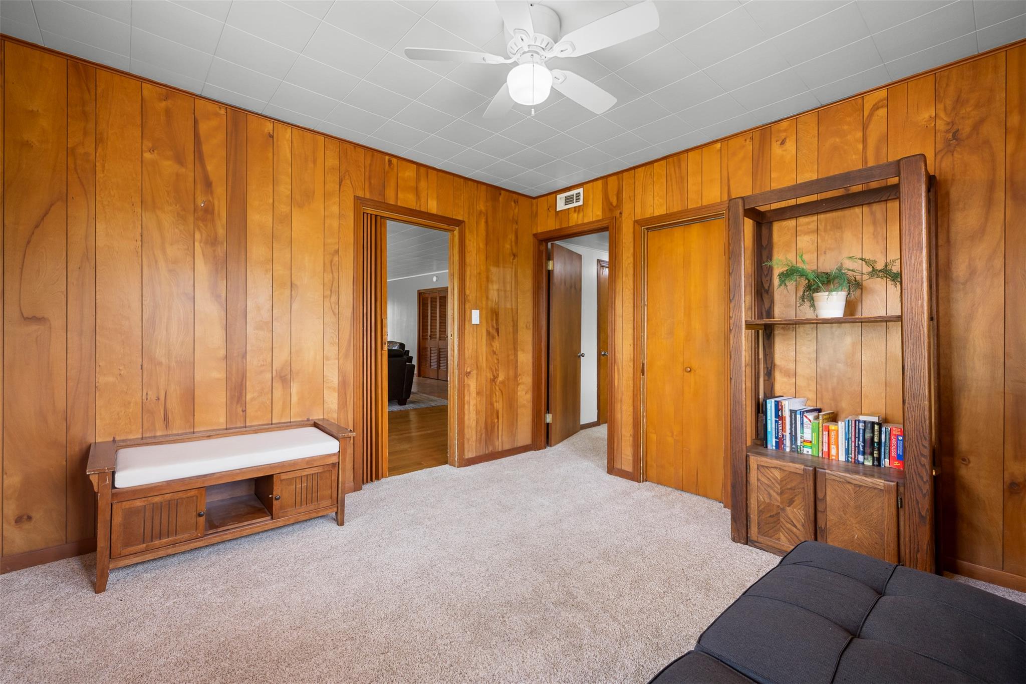 500 W Austin St, Luling, TX 78648