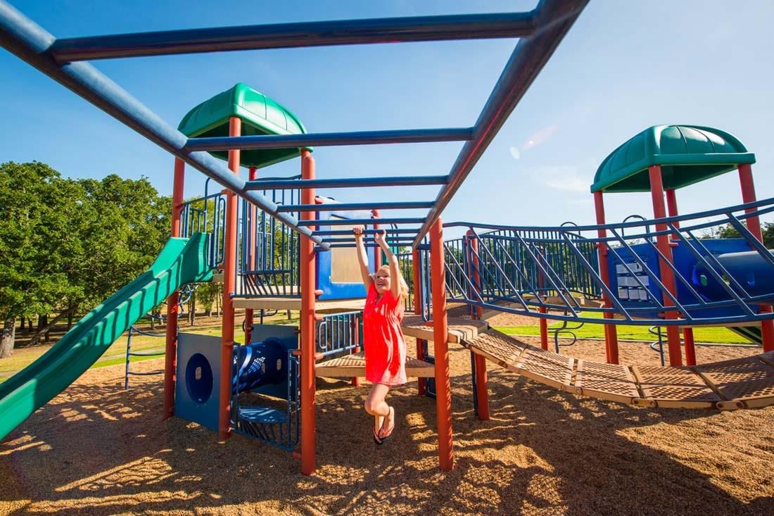 263 Coleto Trl, Bastrop, TX 78602