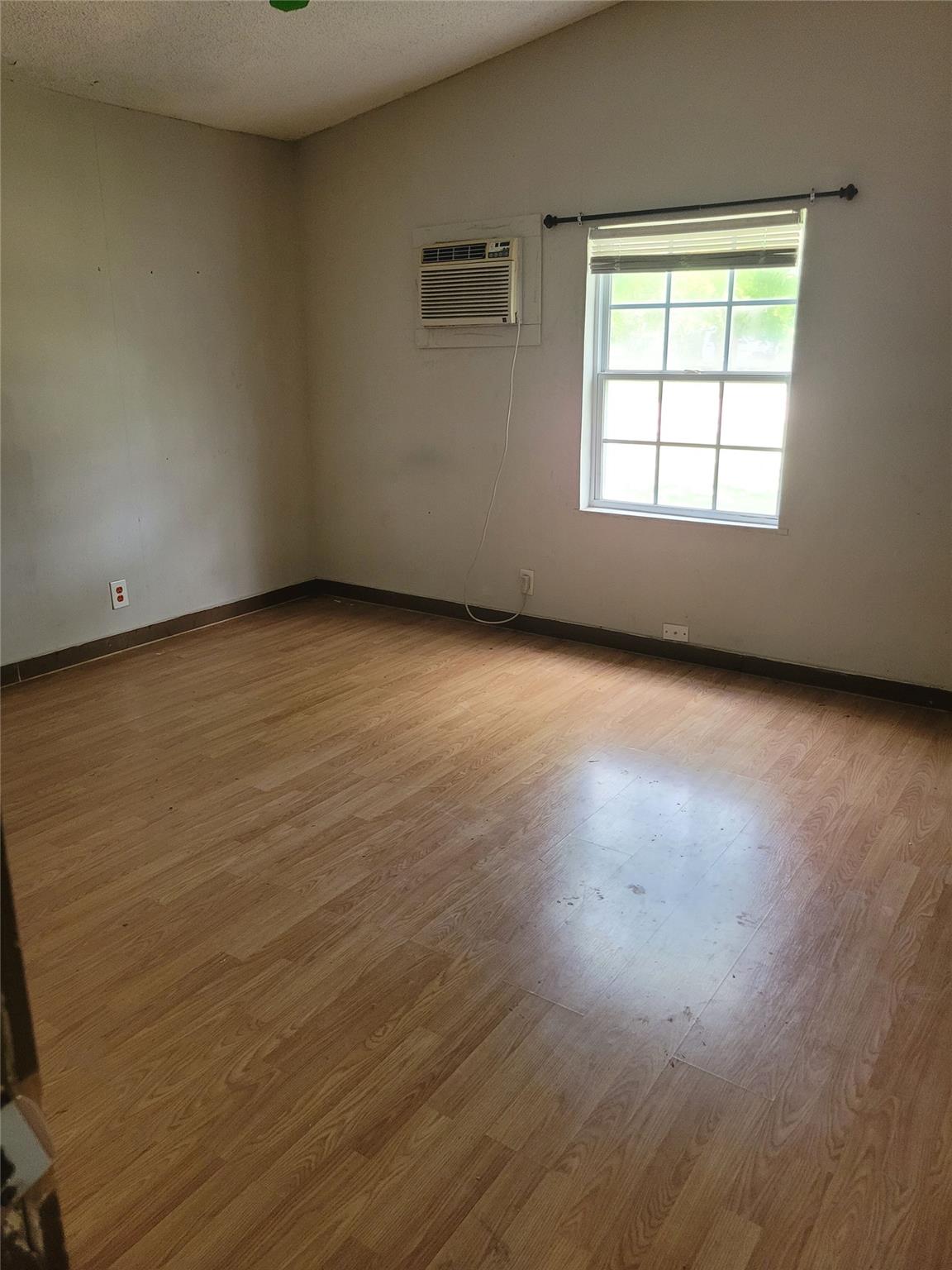 175 Sandoval St, Buda, TX 78610