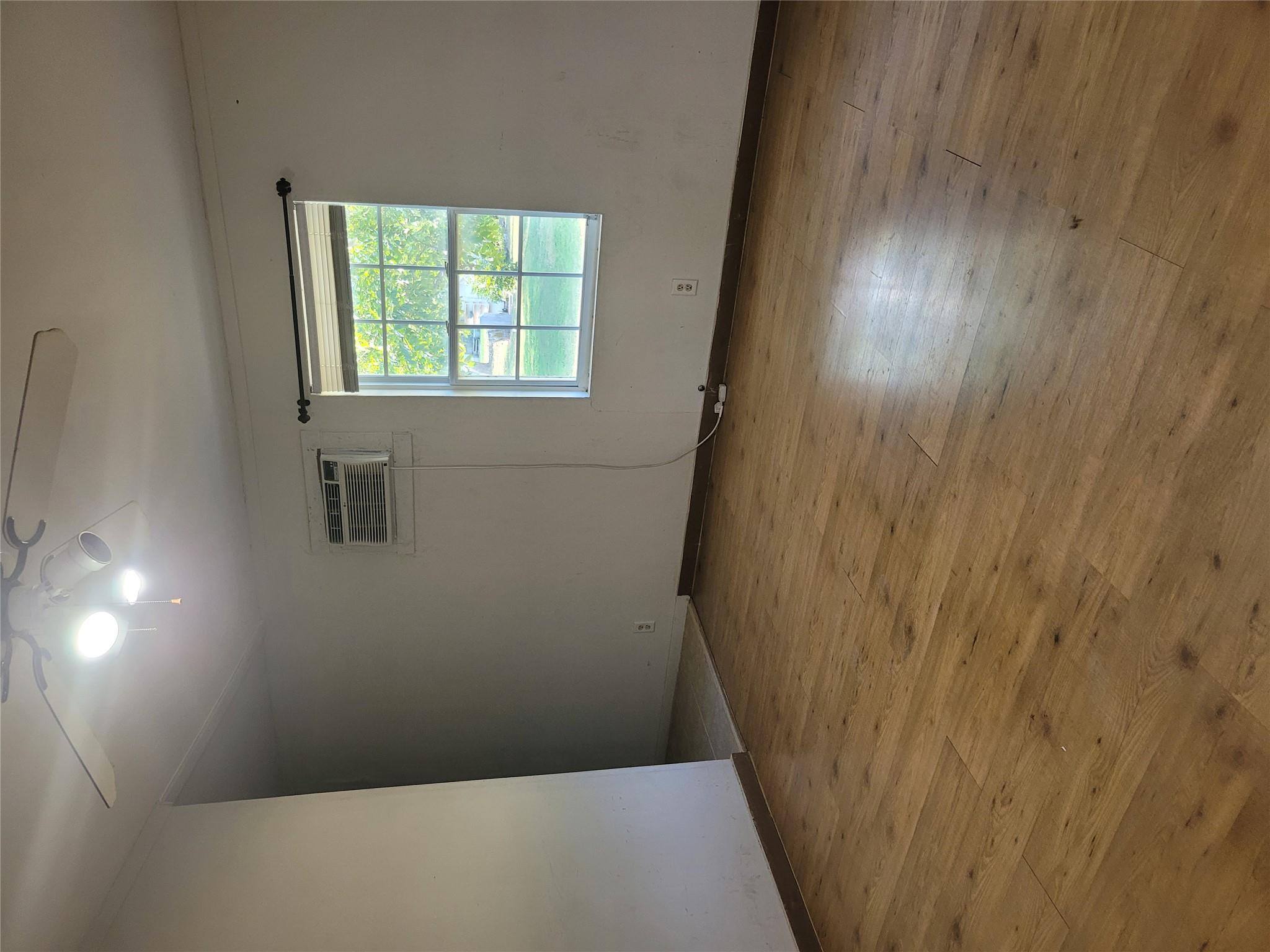 175 Sandoval St, Buda, TX 78610