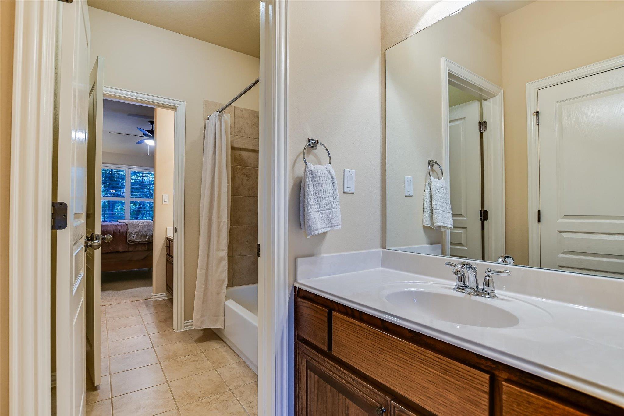 4712 Mont Blanc Dr, Austin, TX 78738