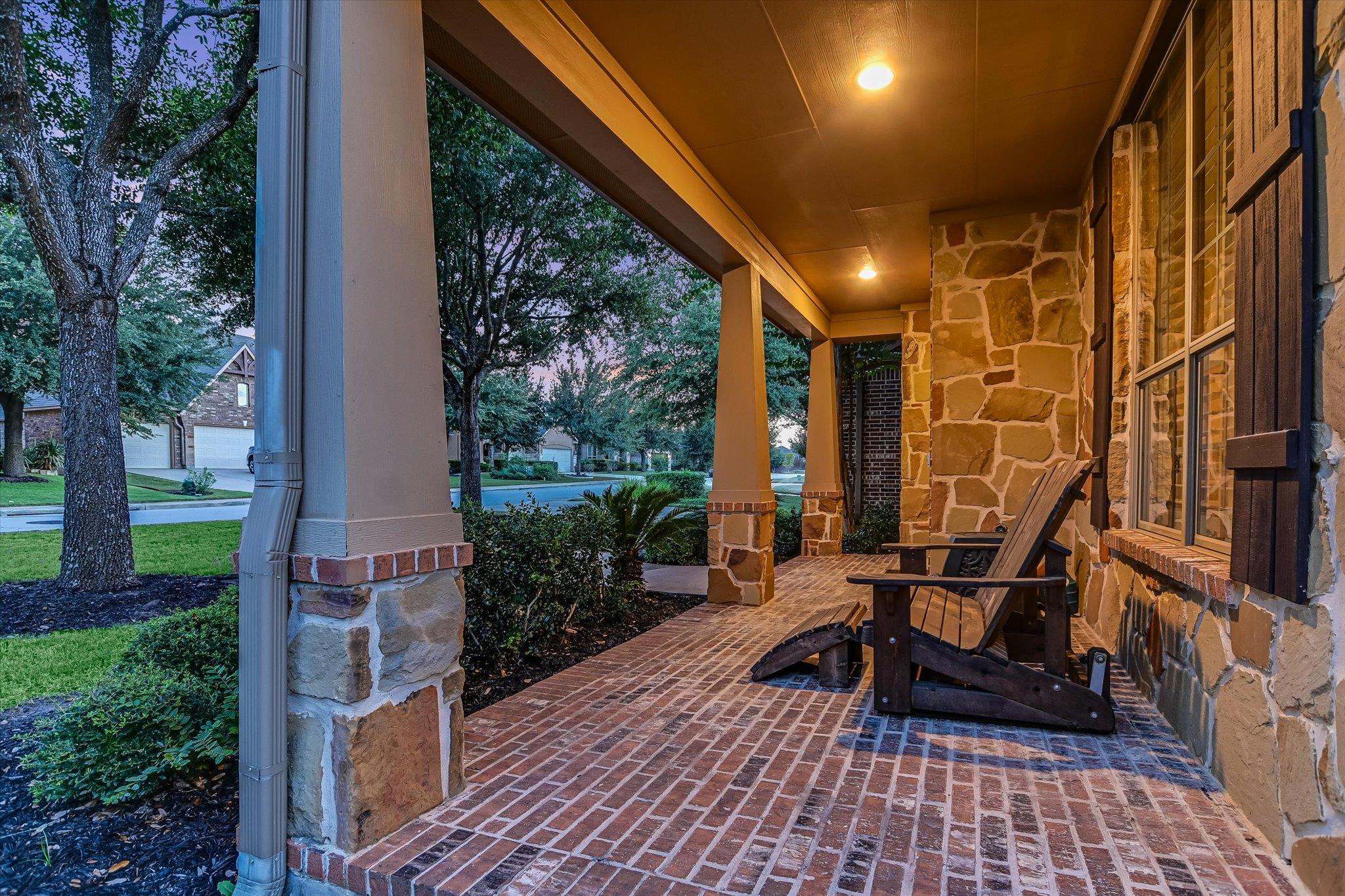 4712 Mont Blanc Dr, Austin, TX 78738