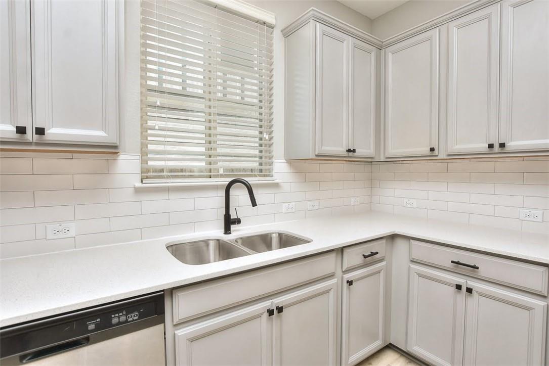 204 Russet Trl, Georgetown, TX 78628