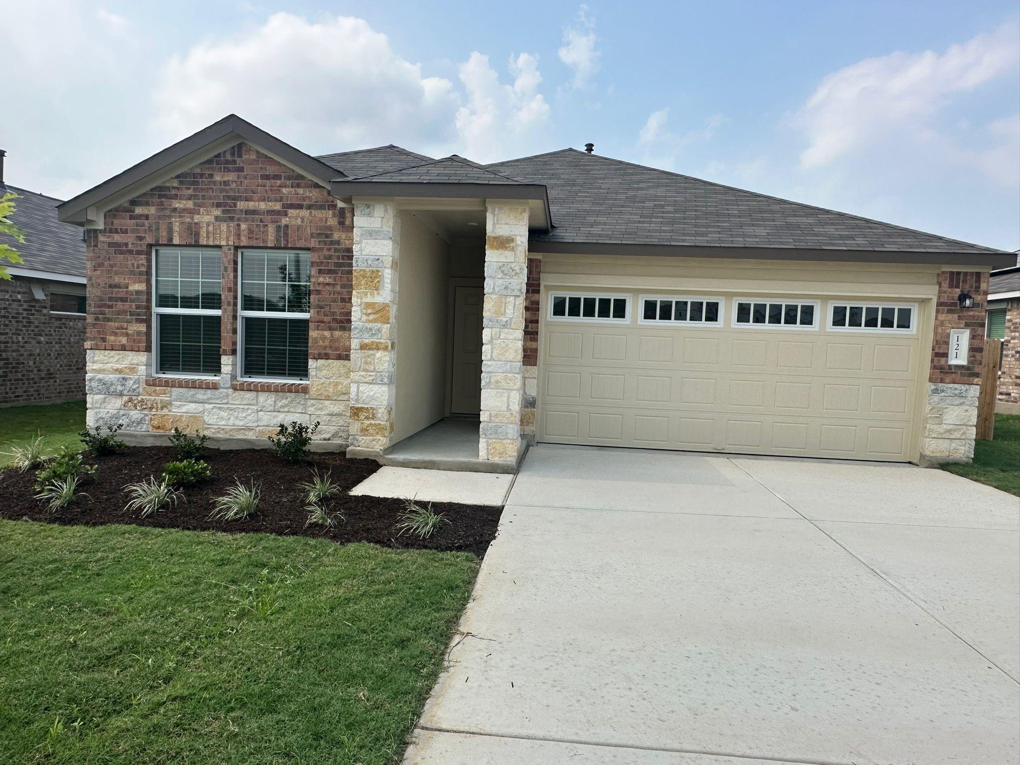 121 Seminole Dr, San Marcos, TX 78666