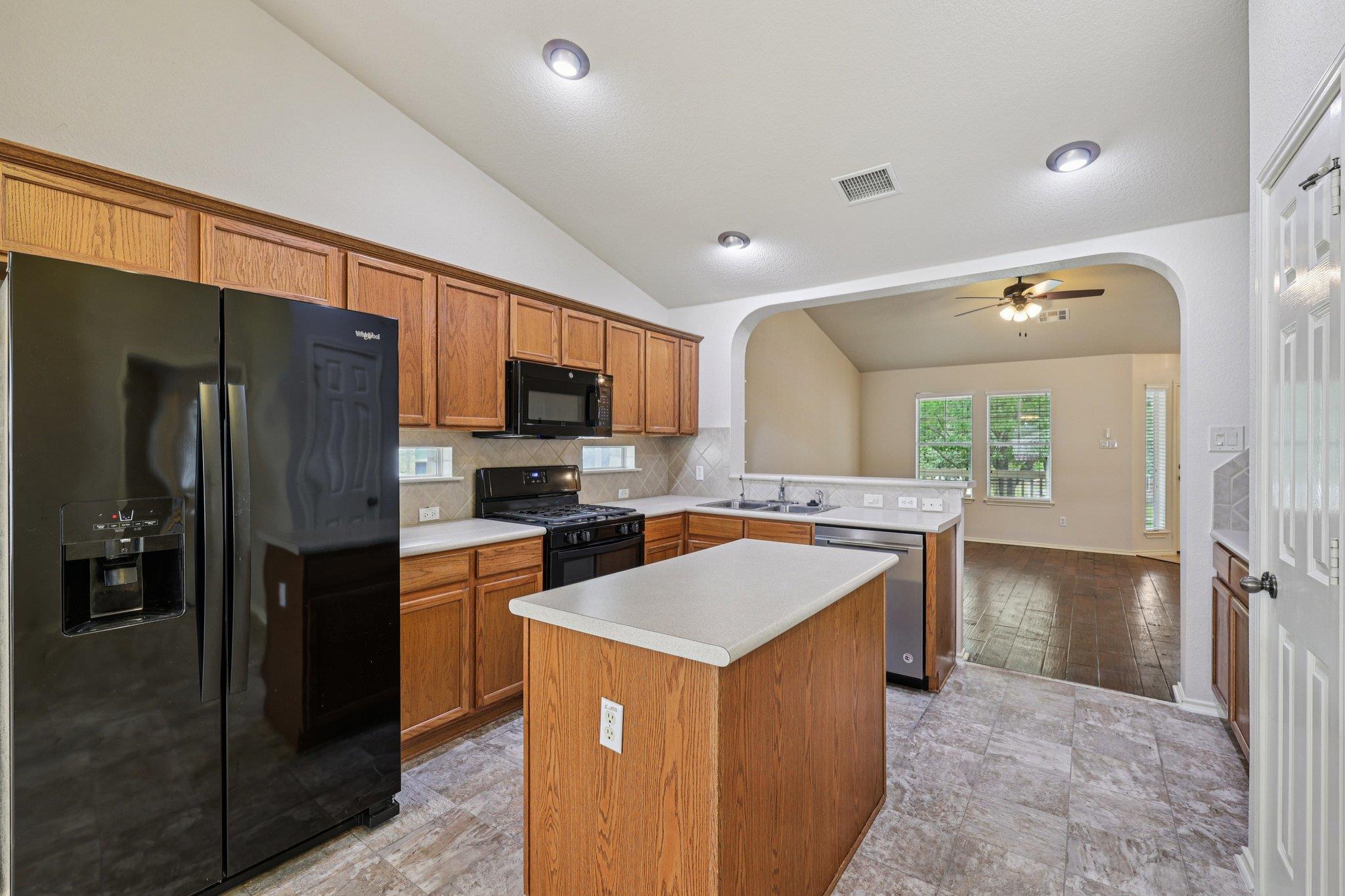 17904 Glacier Bay St, Pflugerville, TX 78660