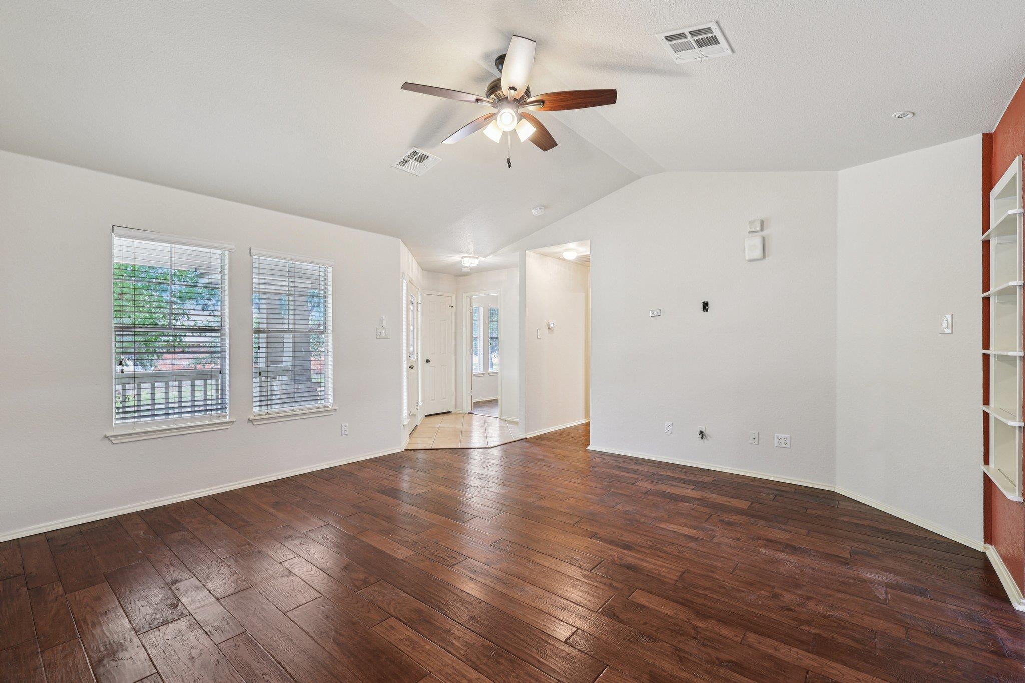 17904 Glacier Bay St, Pflugerville, TX 78660