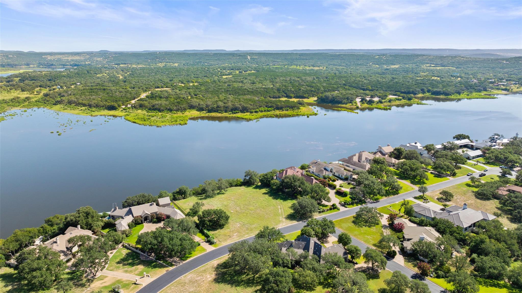 26212 Countryside Dr, Spicewood, TX 78669