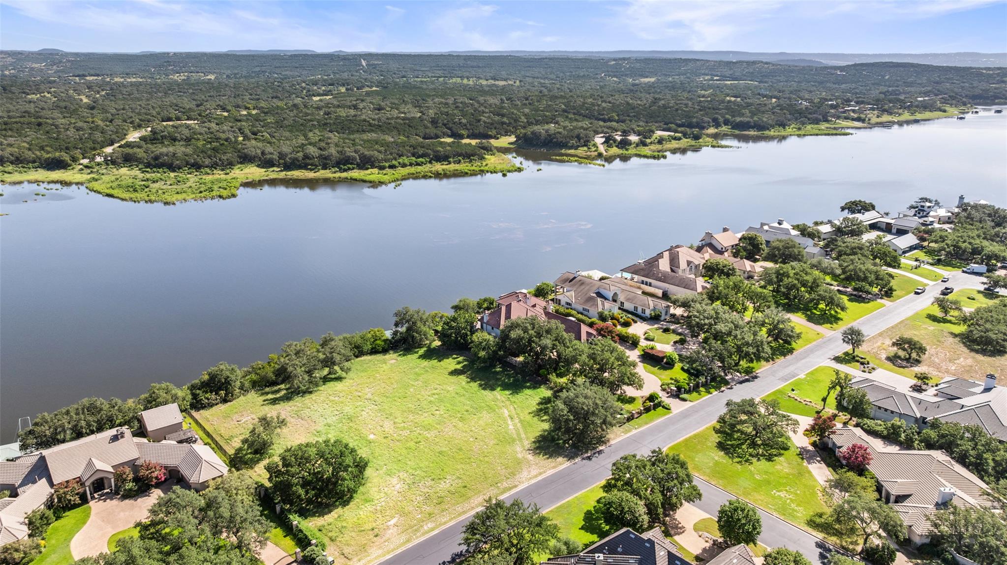 26212 Countryside Dr, Spicewood, TX 78669