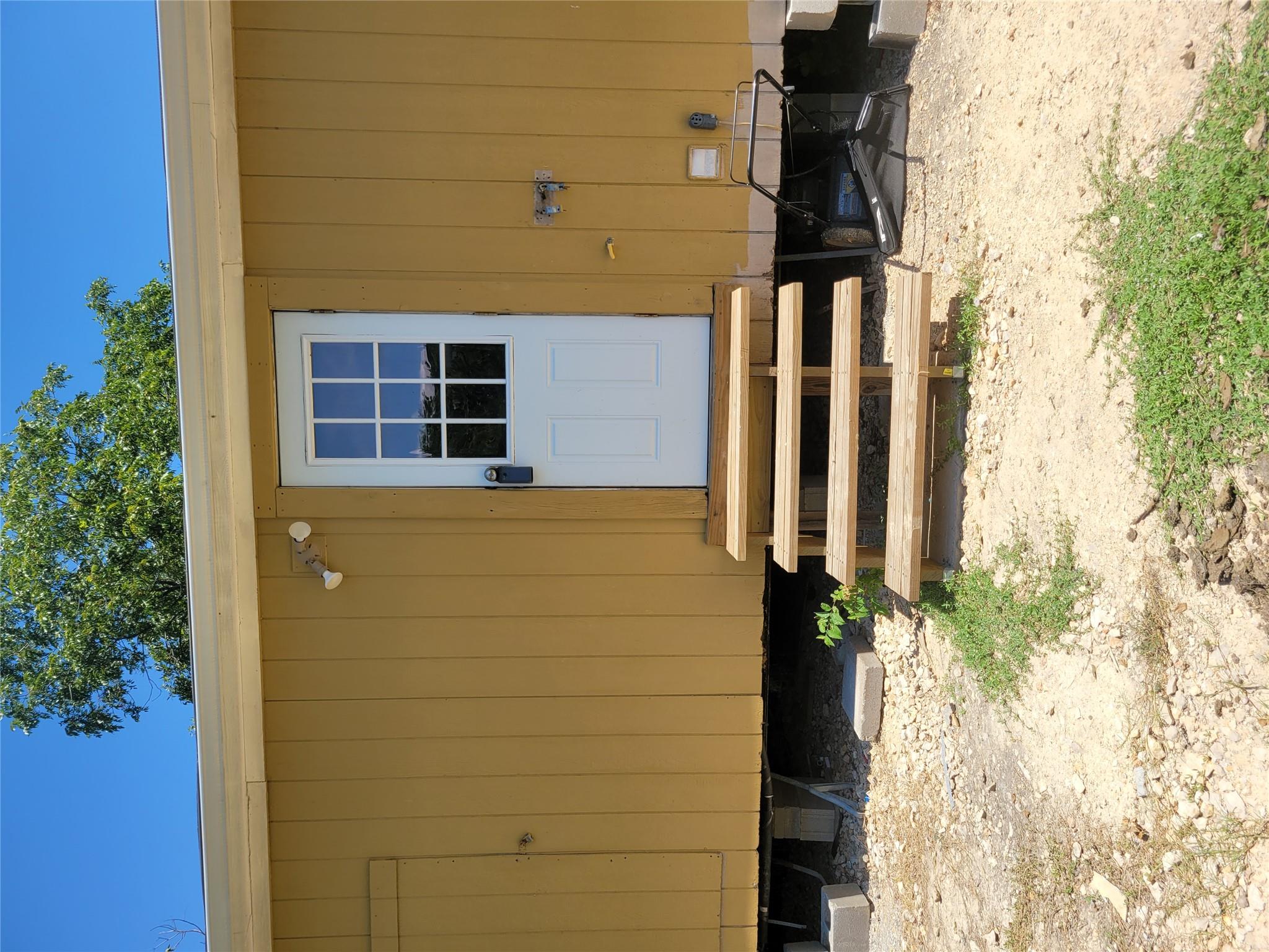 175 Sandoval St, Buda, TX 78610