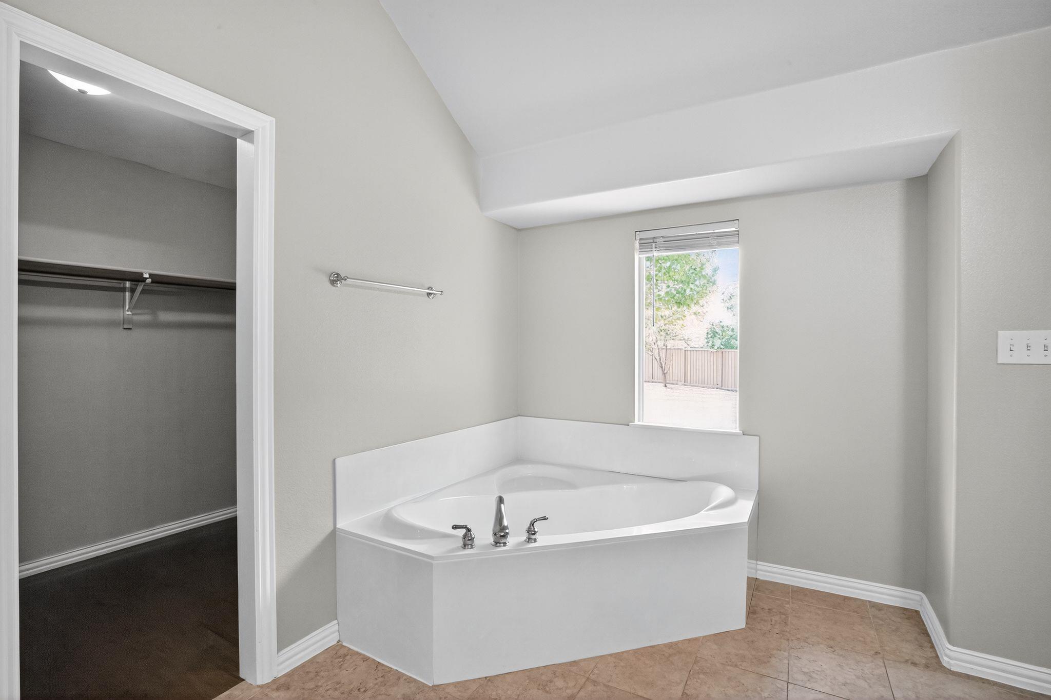 1619 Shady Hillside Pass, Round Rock, TX 78665