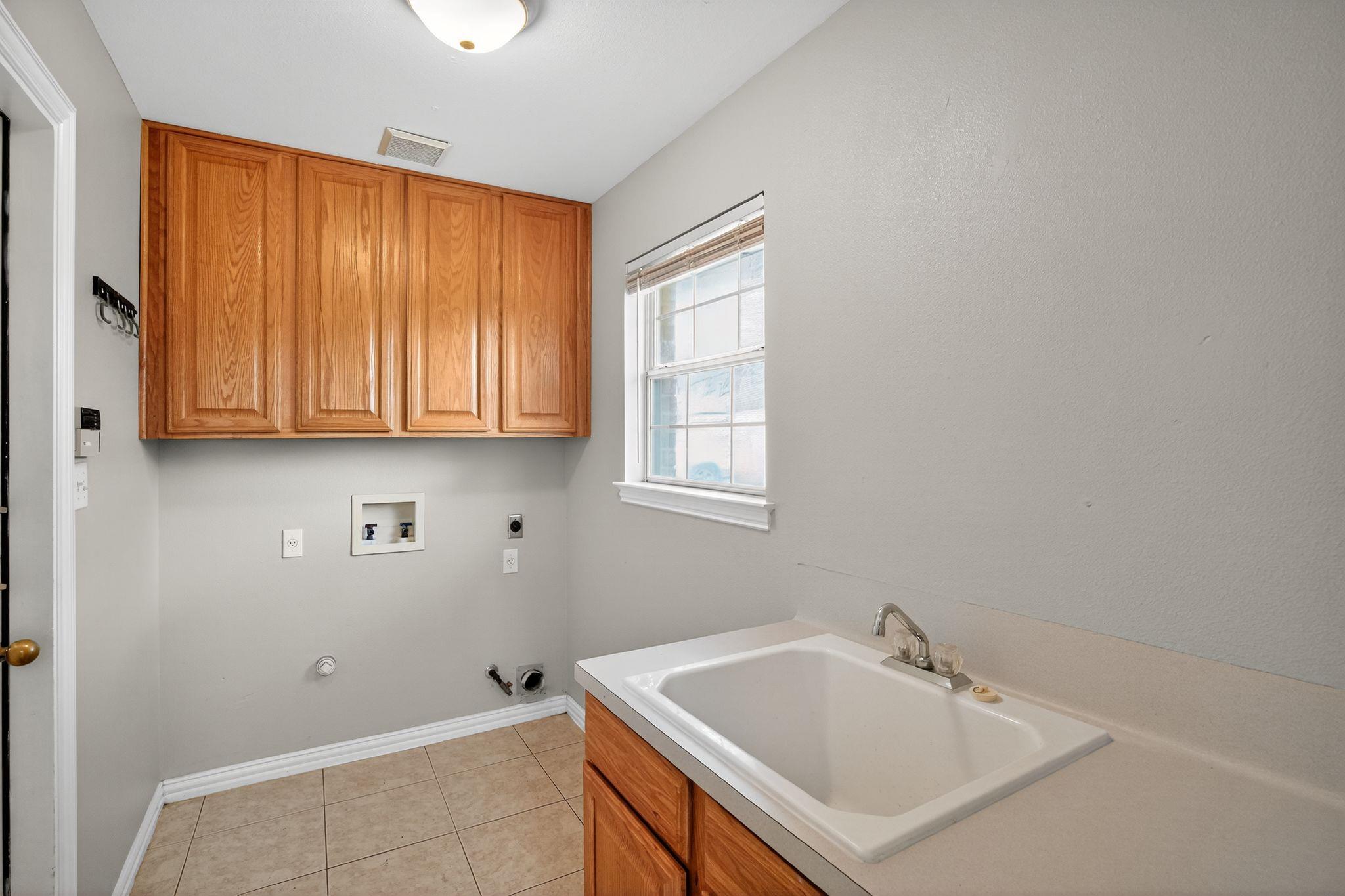 1619 Shady Hillside Pass, Round Rock, TX 78665