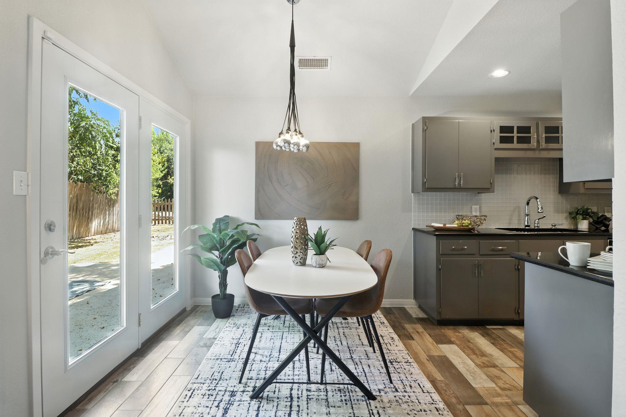 1303 Vine St, Georgetown, TX 78626