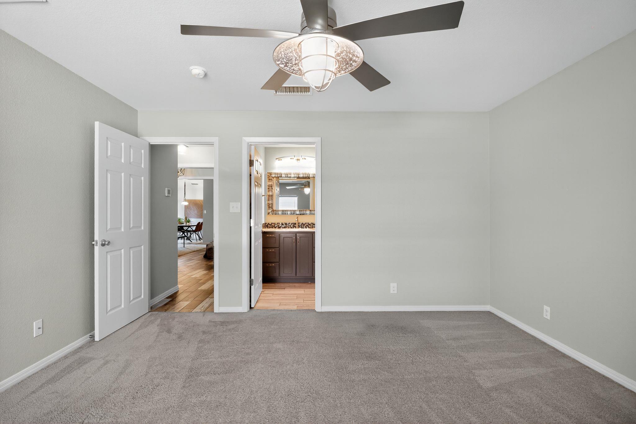 1303 Vine St, Georgetown, TX 78626